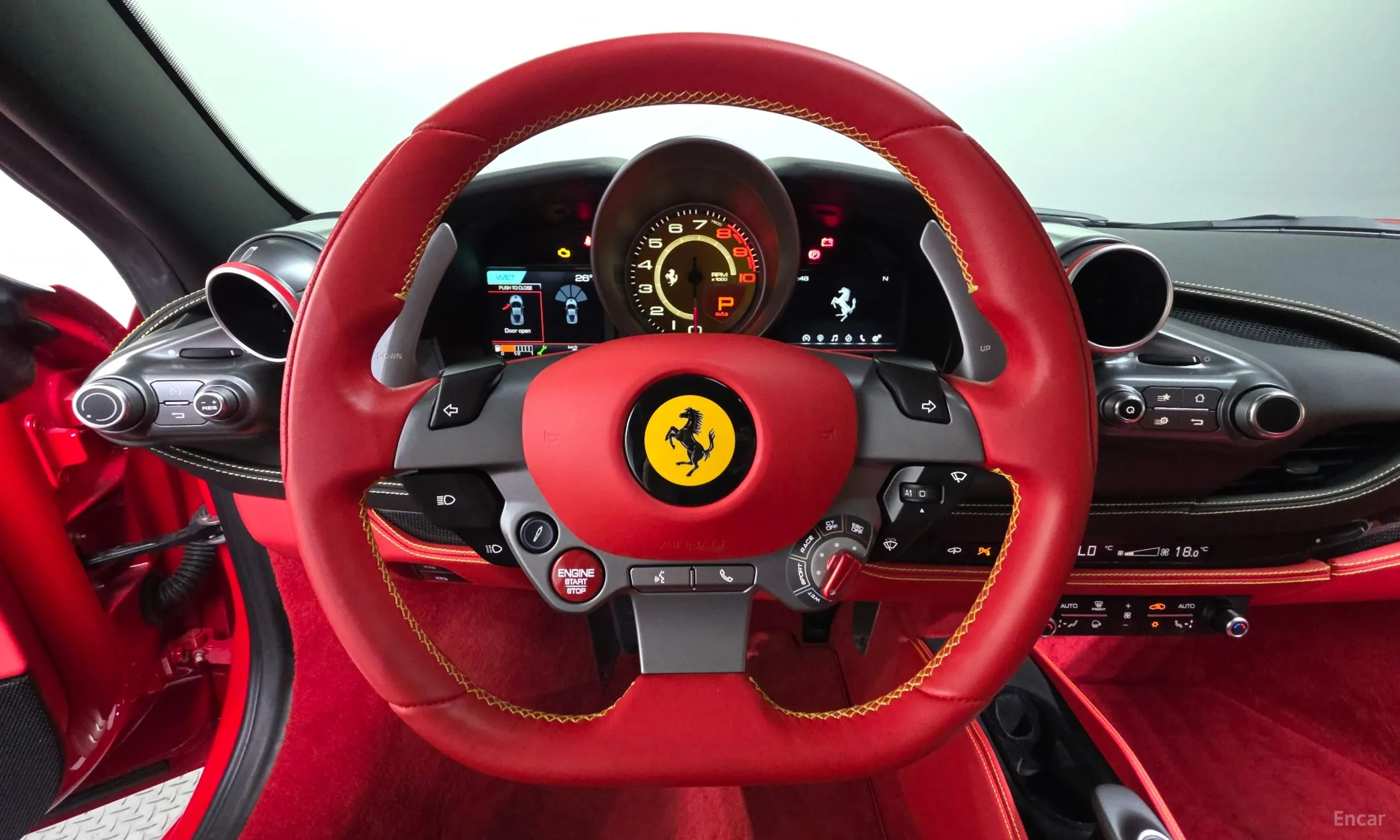 Ferrari F8 Tributo превью 11