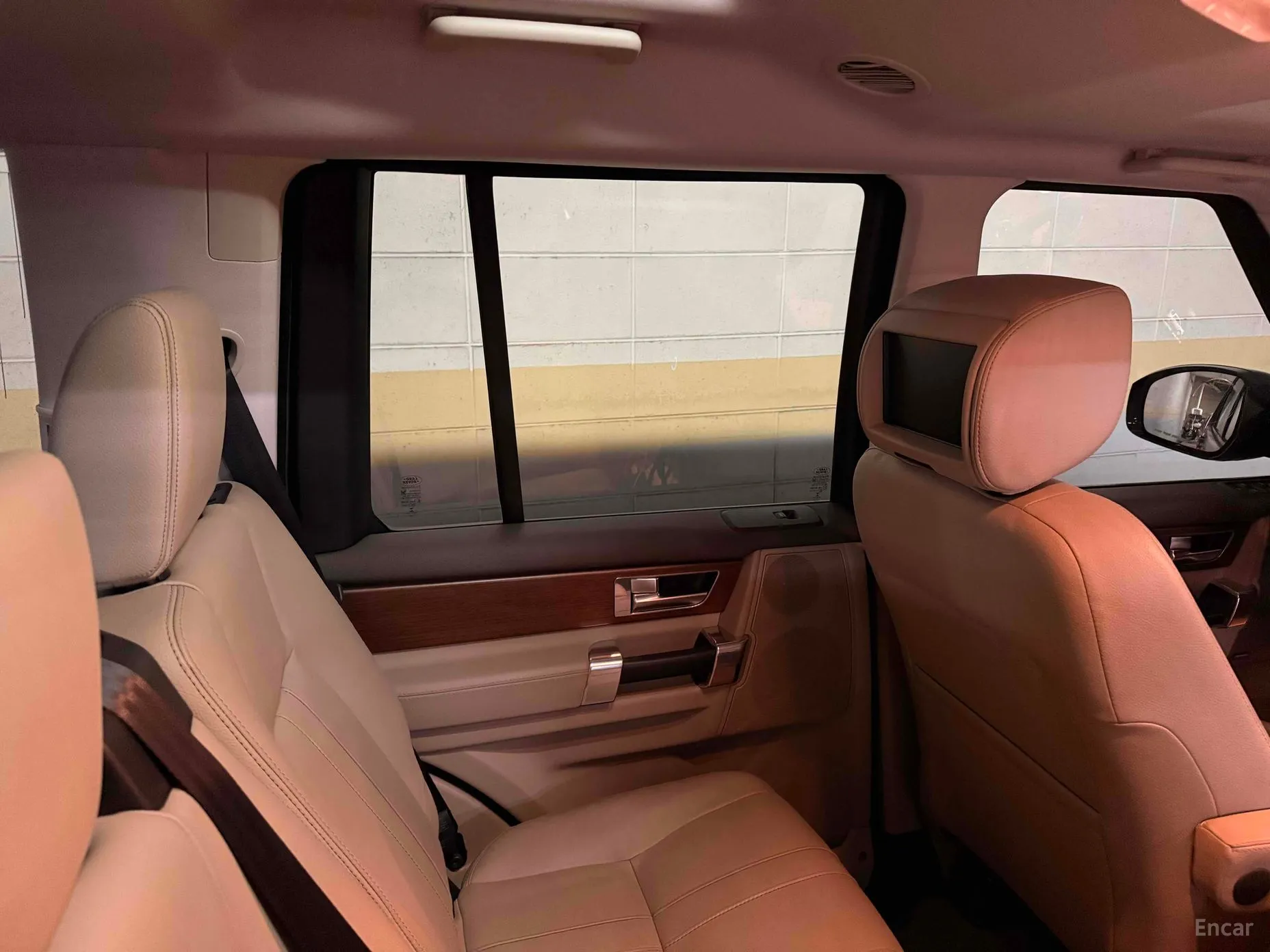 Land Rover Discovery 4 превью 7