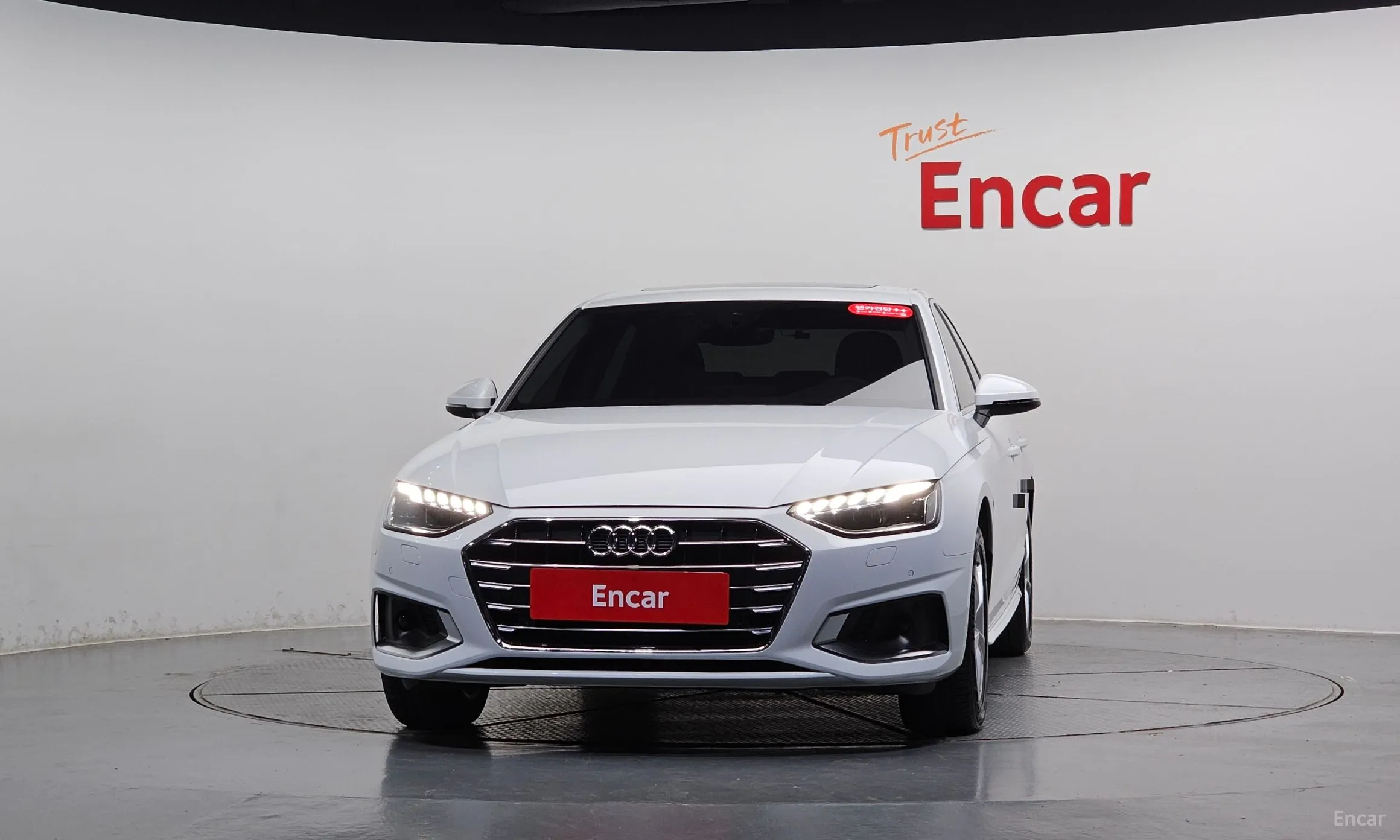 Audi A4 (B9) превью 3