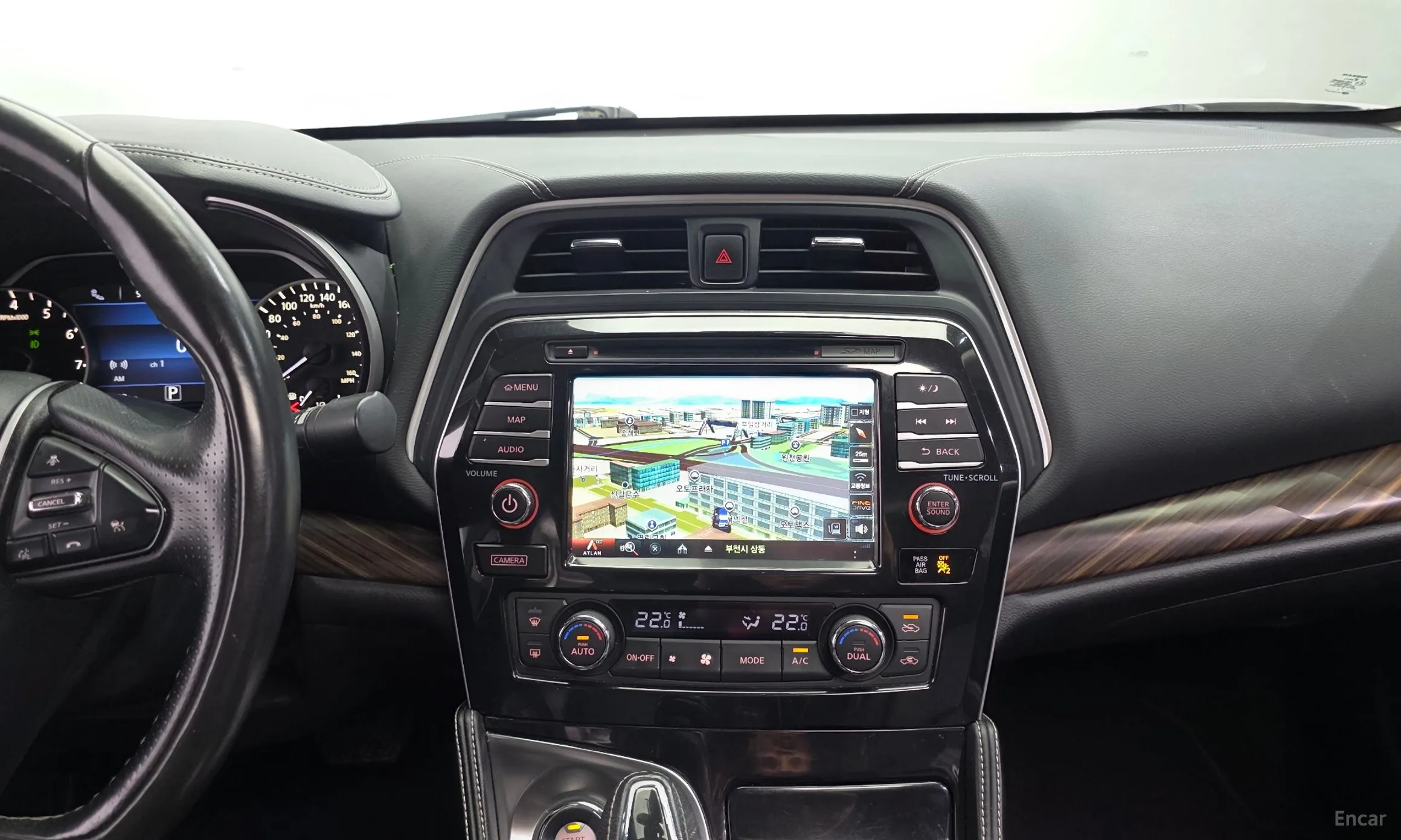Nissan Maxima (A36) превью 14