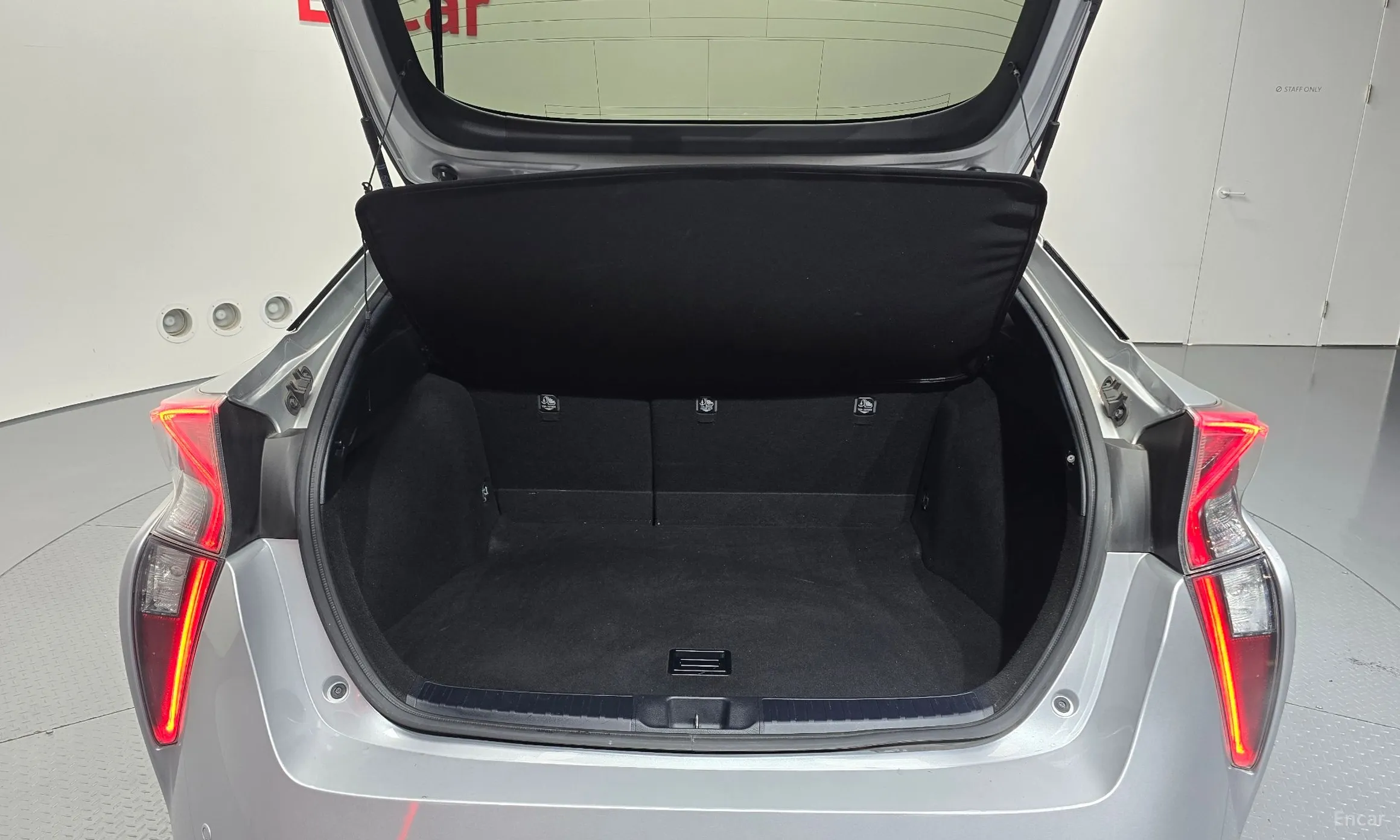 Toyota Prius 4th Generation превью 20