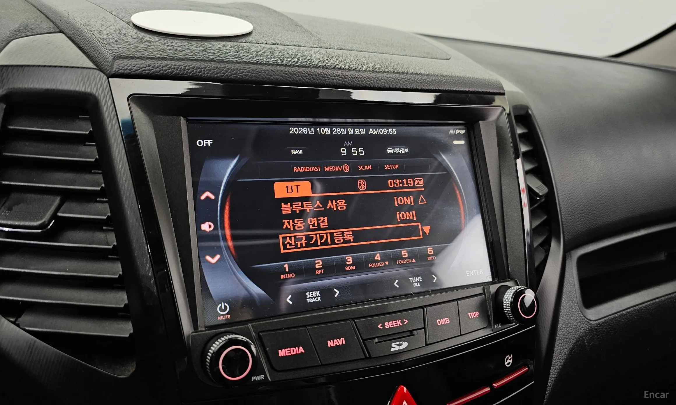 KG Mobility (SsangYong) Tivoli Air превью 16