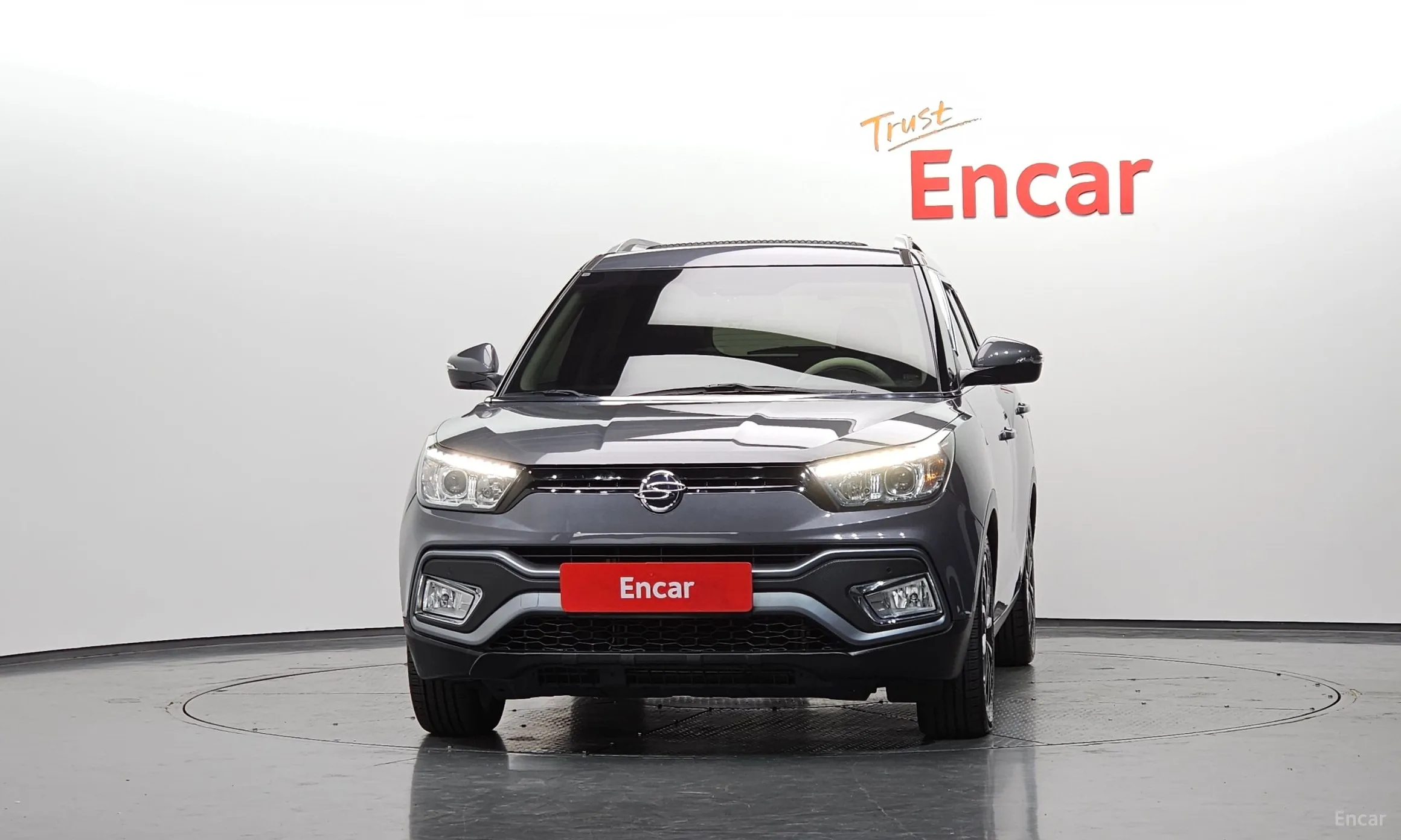 KG Mobility (SsangYong) Tivoli Air превью 3