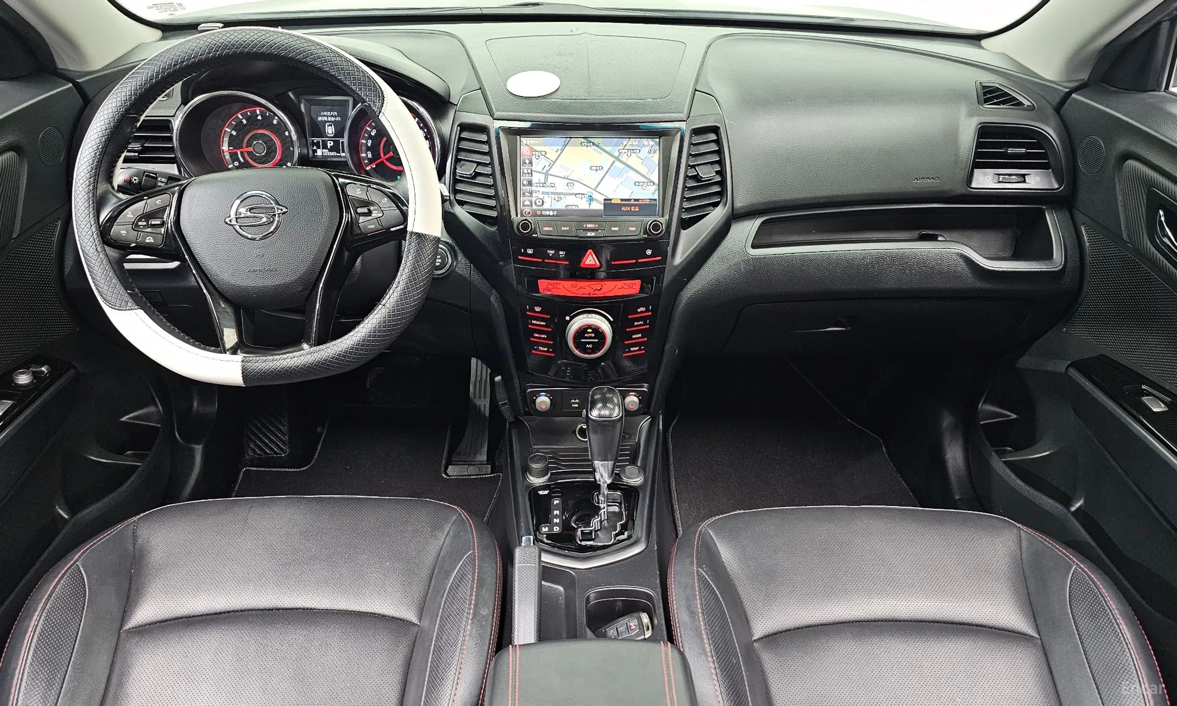 KG Mobility (SsangYong) Tivoli Air превью 7