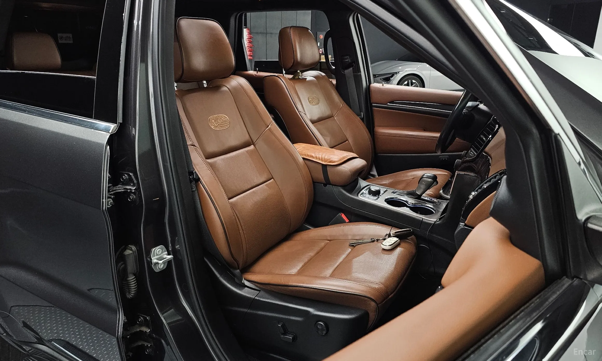 Jeep Grand Cherokee превью 10