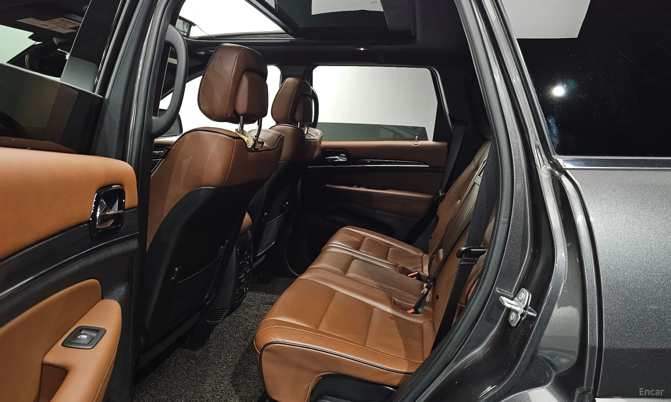 Jeep Grand Cherokee превью 12