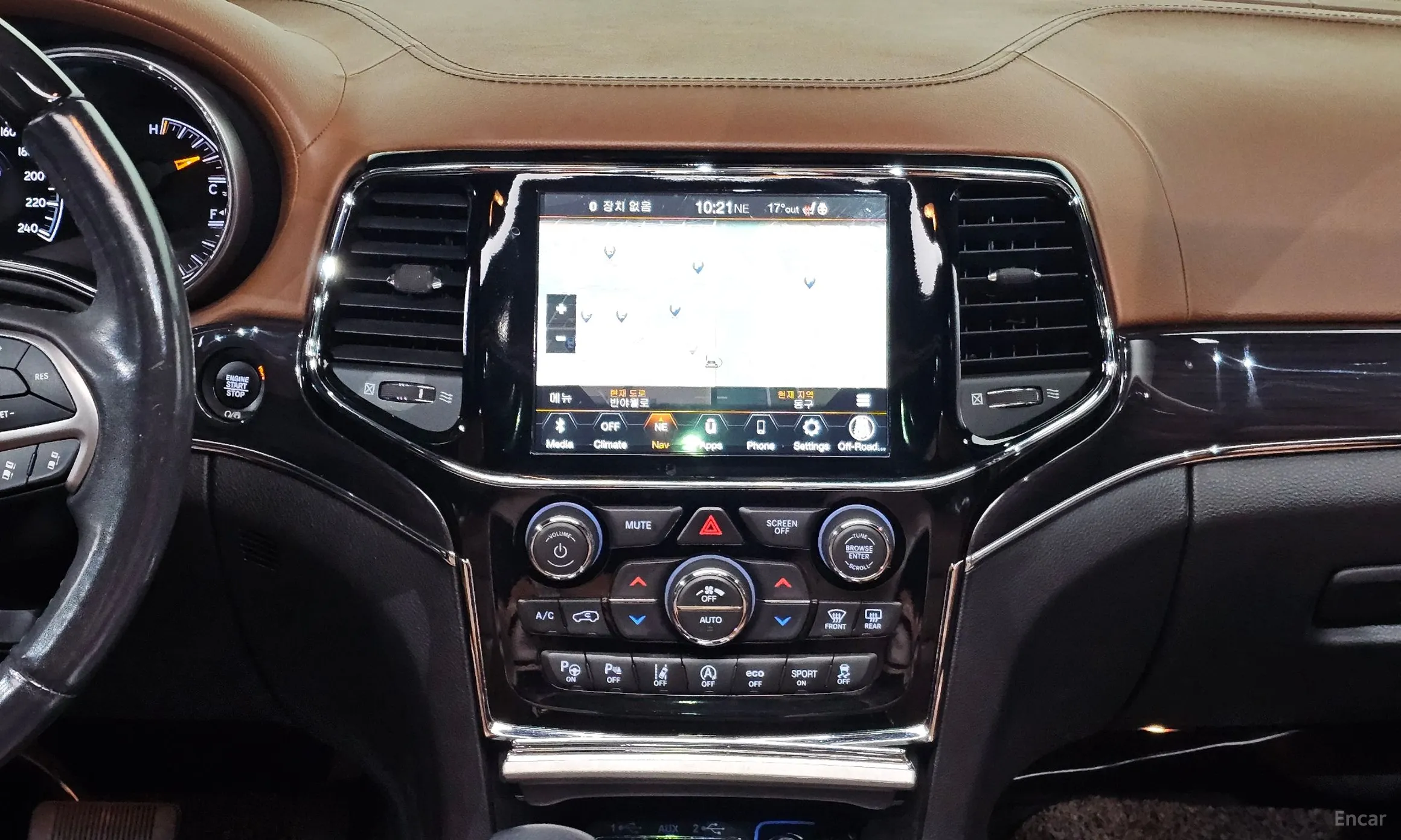 Jeep Grand Cherokee превью 15