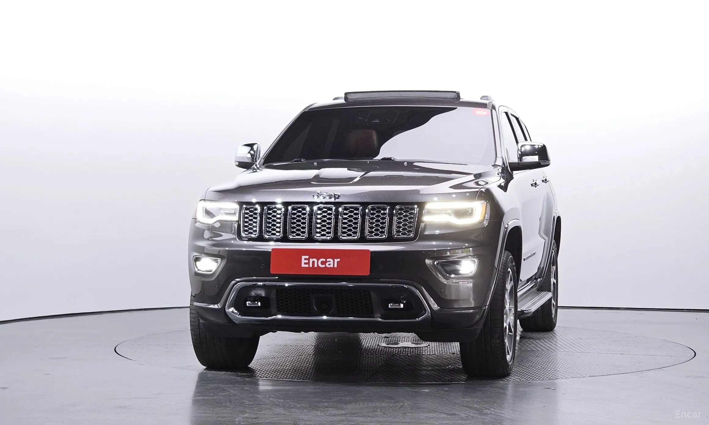 Jeep Grand Cherokee превью 3