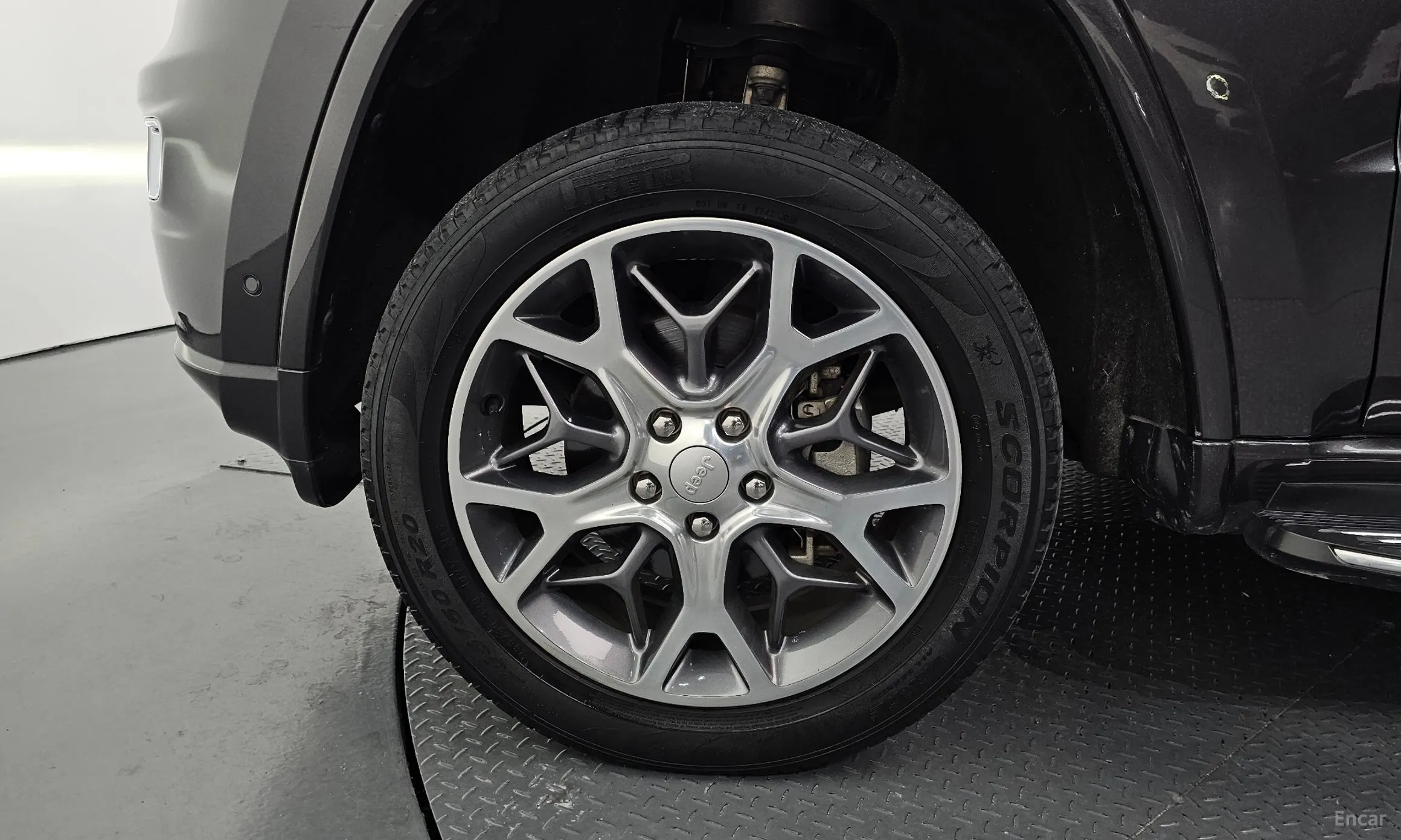 Jeep Grand Cherokee превью 5