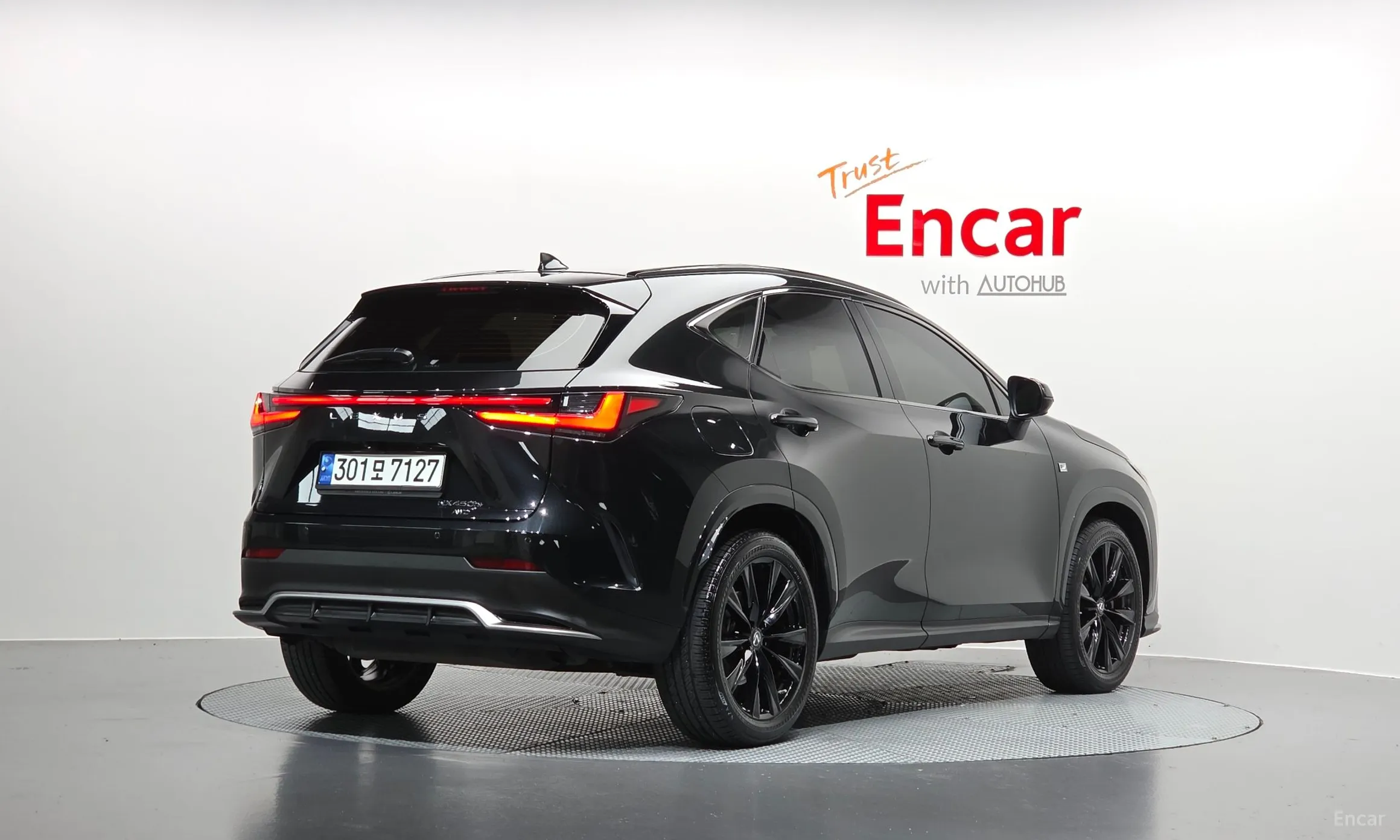 Lexus NX450h + 2nd Gen