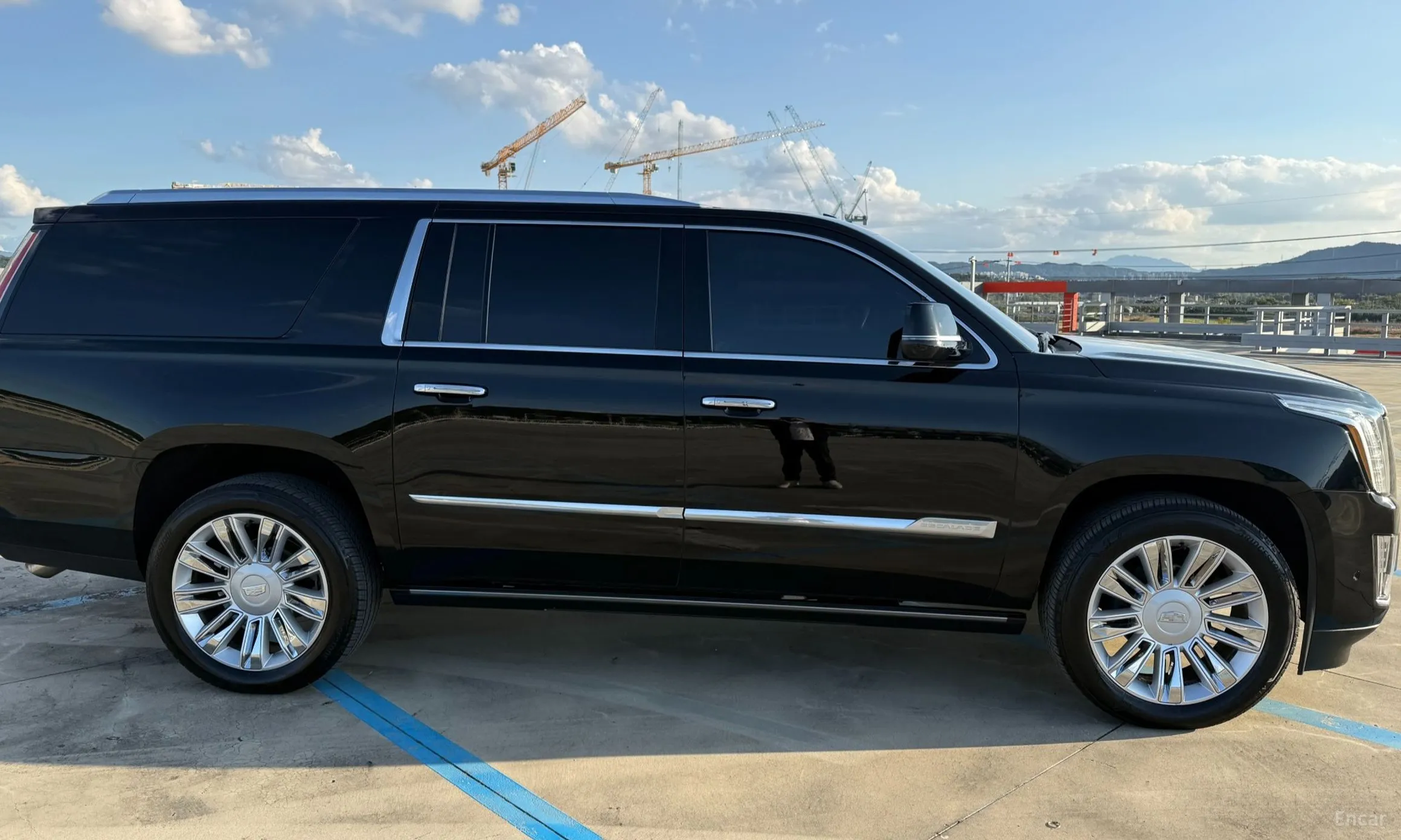 Cadillac Escalade превью 3