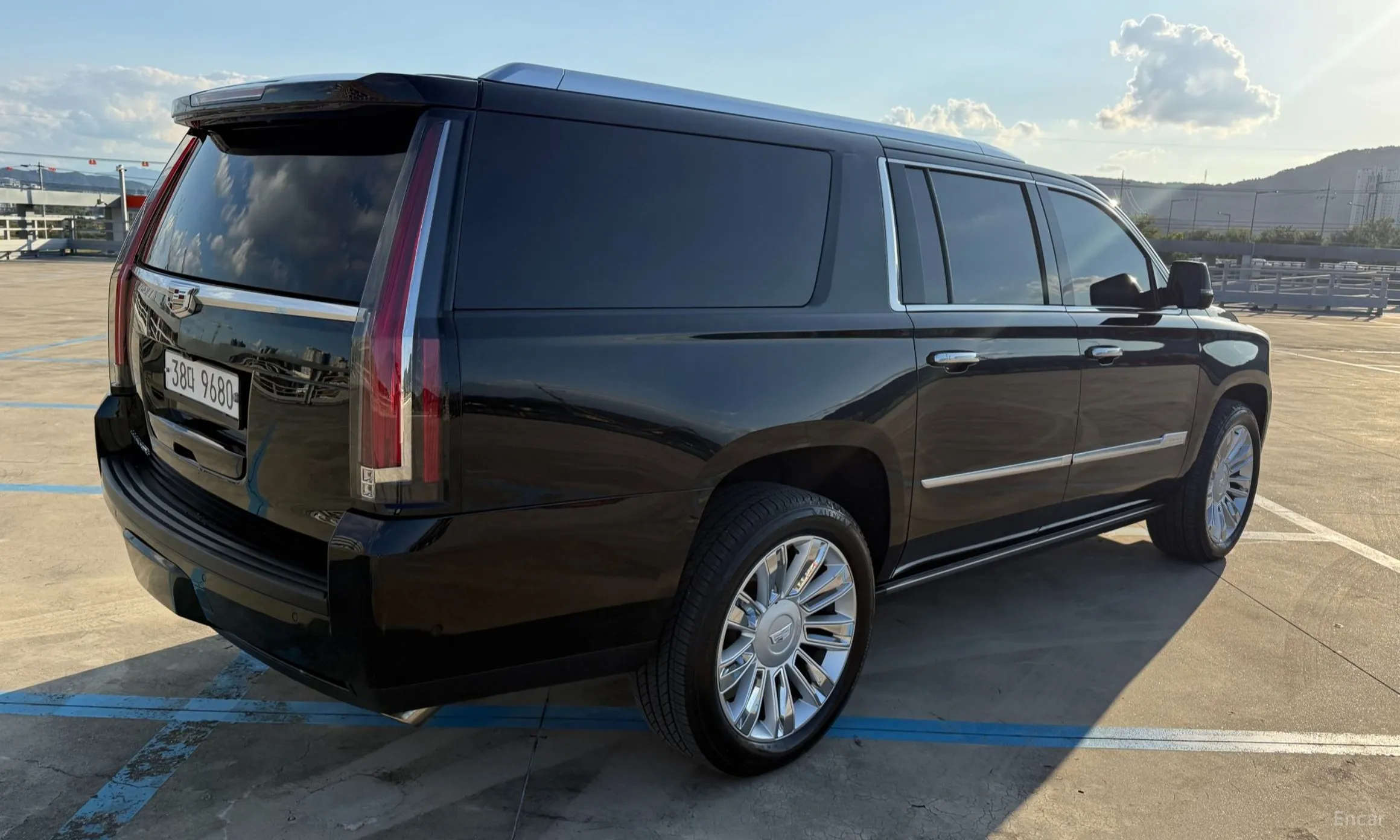 Cadillac Escalade превью 4
