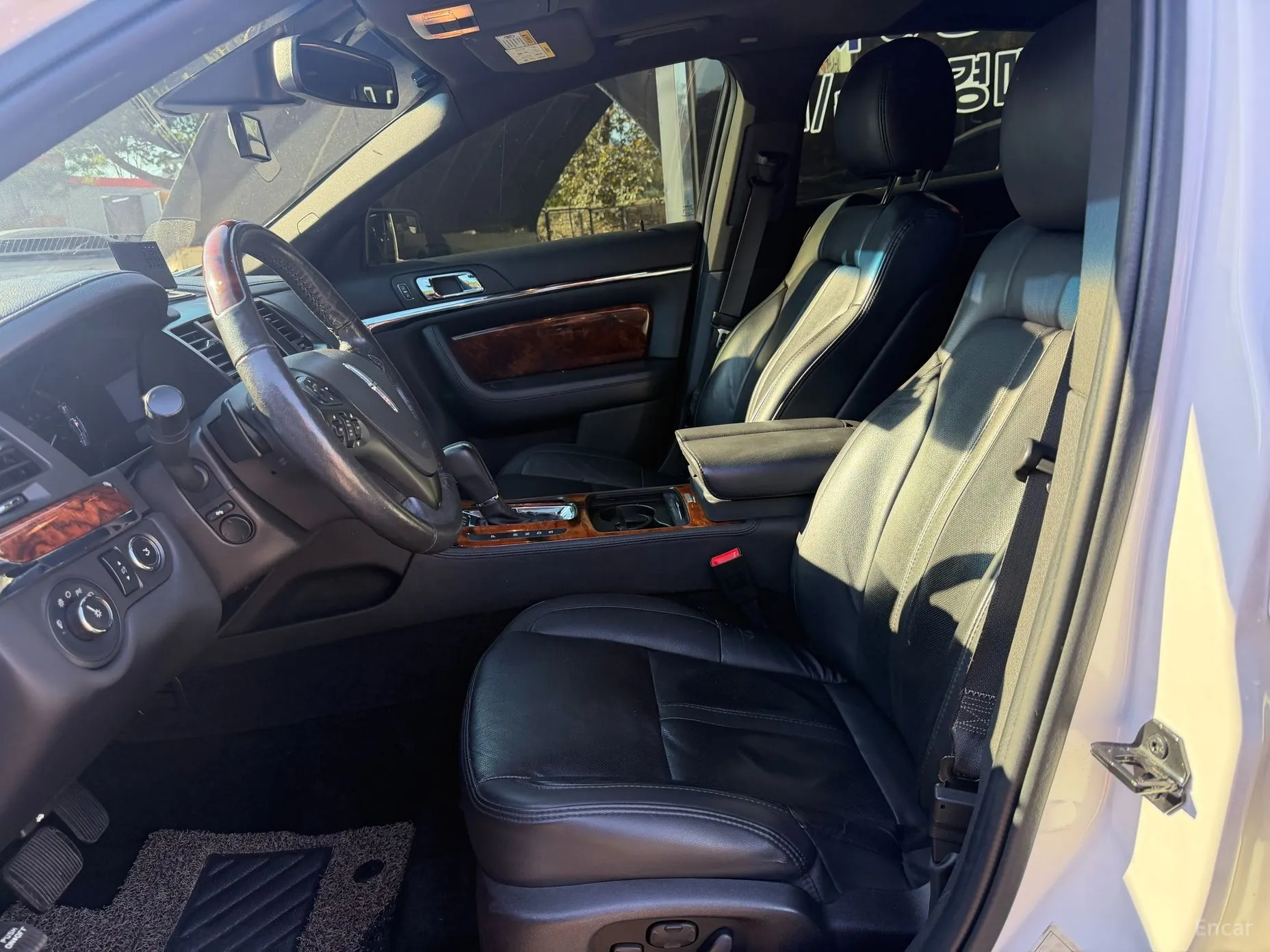 Lincoln New MKS превью 11