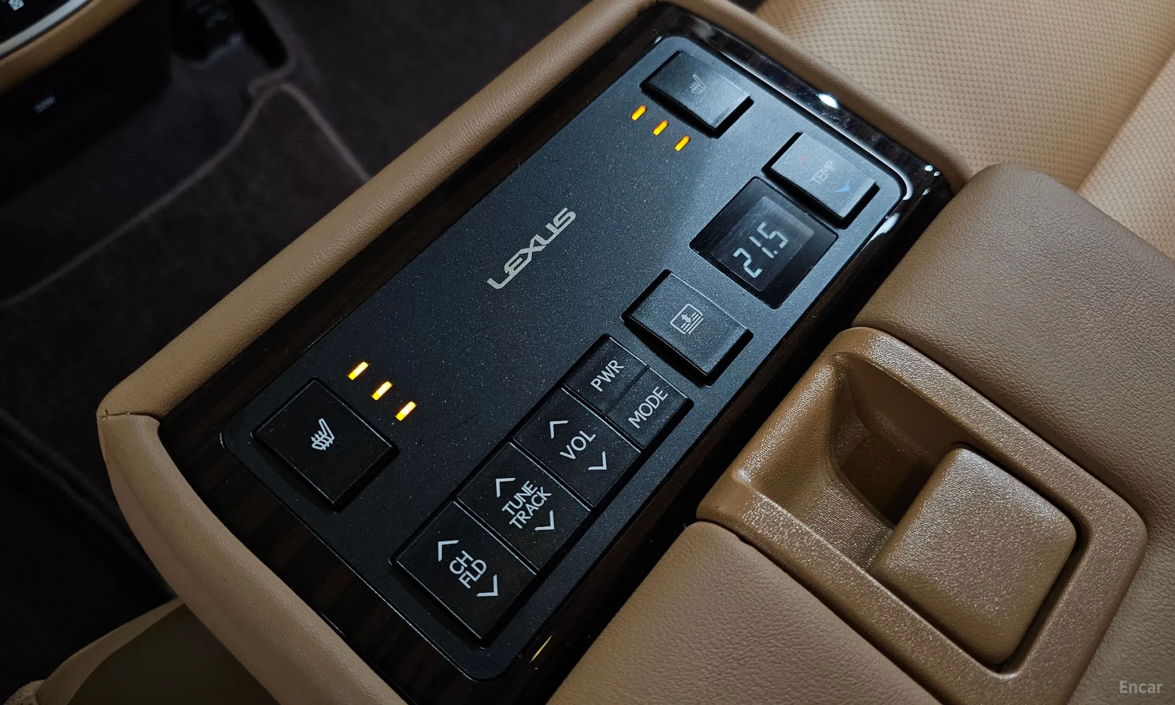 Lexus New ES300h превью 18