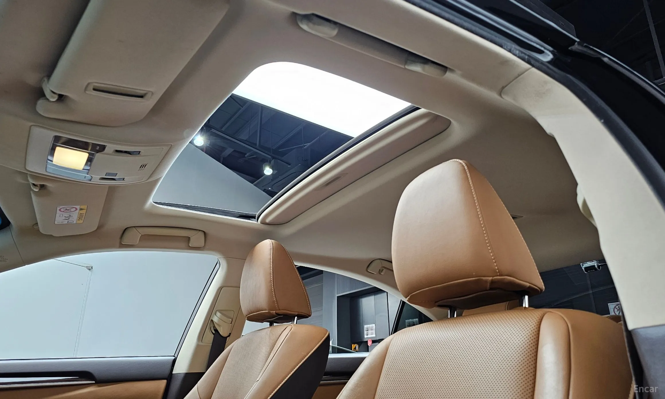 Lexus New ES300h превью 19