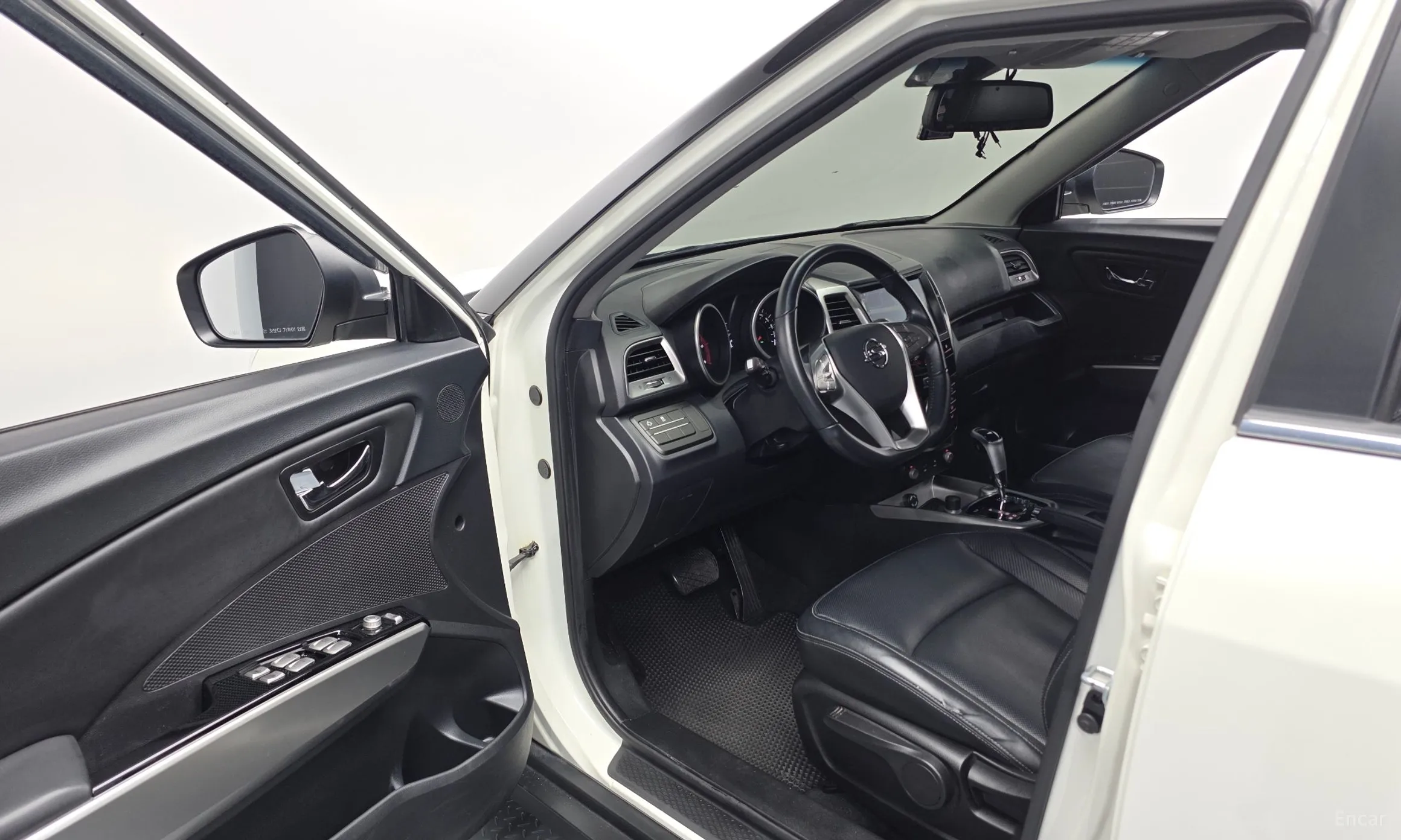KG Mobility (SsangYong) Tivoli, Lazio превью 10