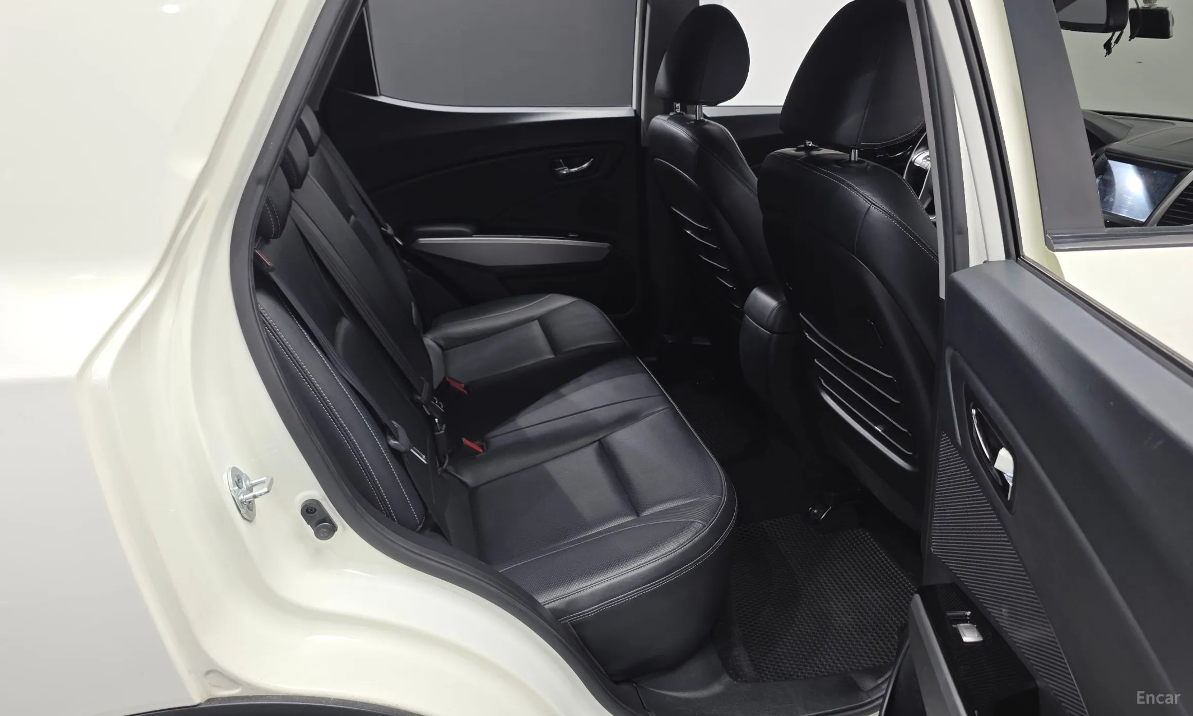 KG Mobility (SsangYong) Tivoli, Lazio превью 11