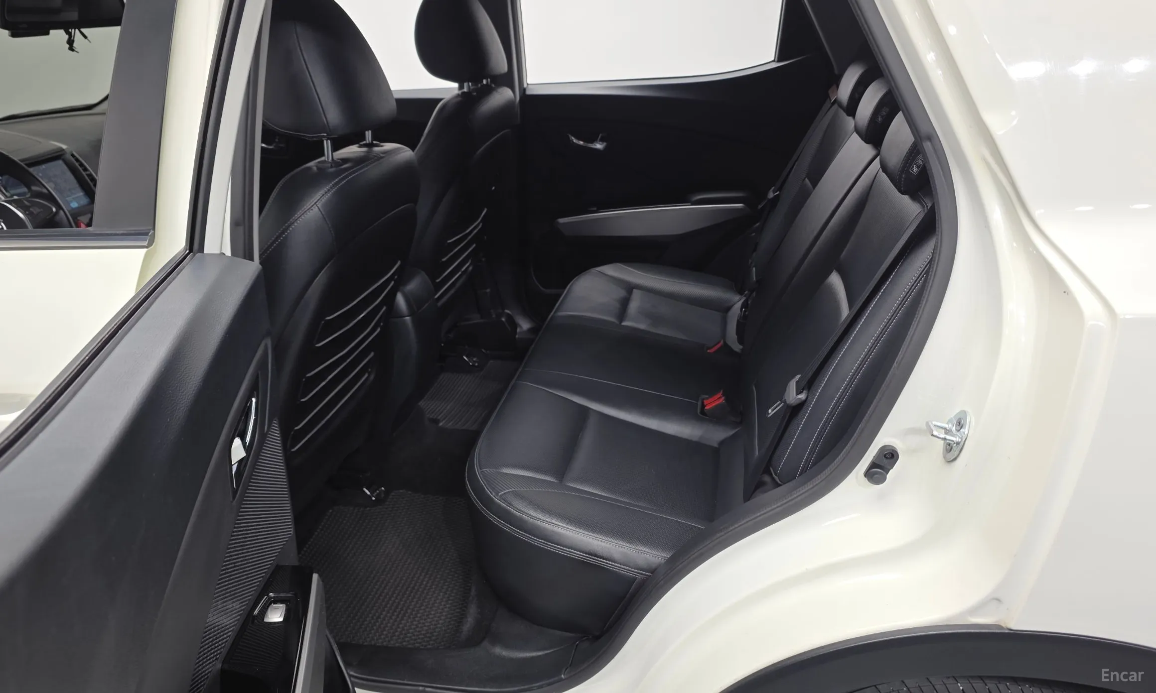 KG Mobility (SsangYong) Tivoli, Lazio превью 12