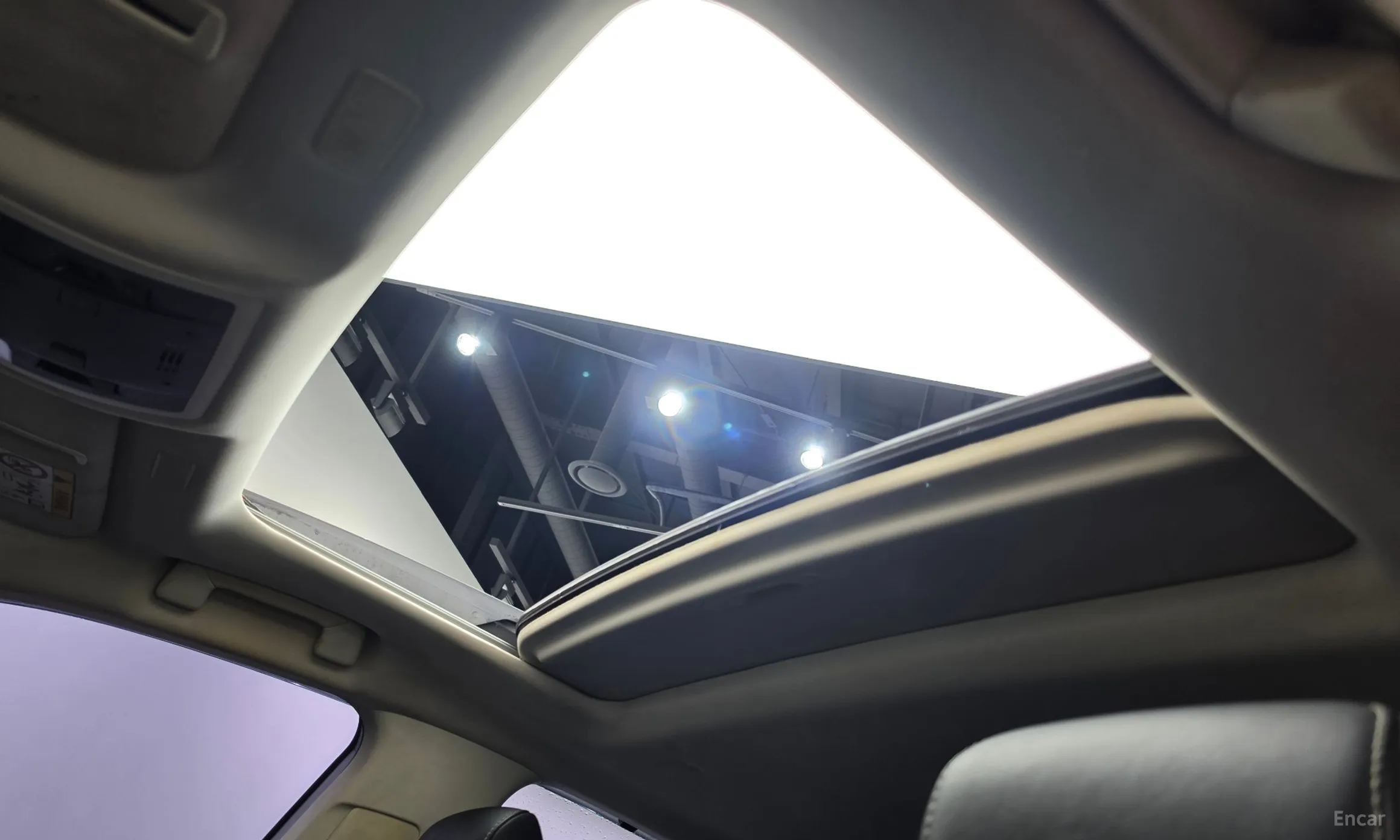 Lexus ES300h 7th Generation превью 16