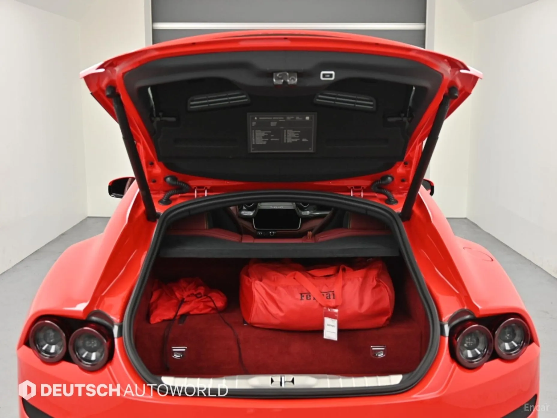 Ferrari GTC4 Rousseau превью 19