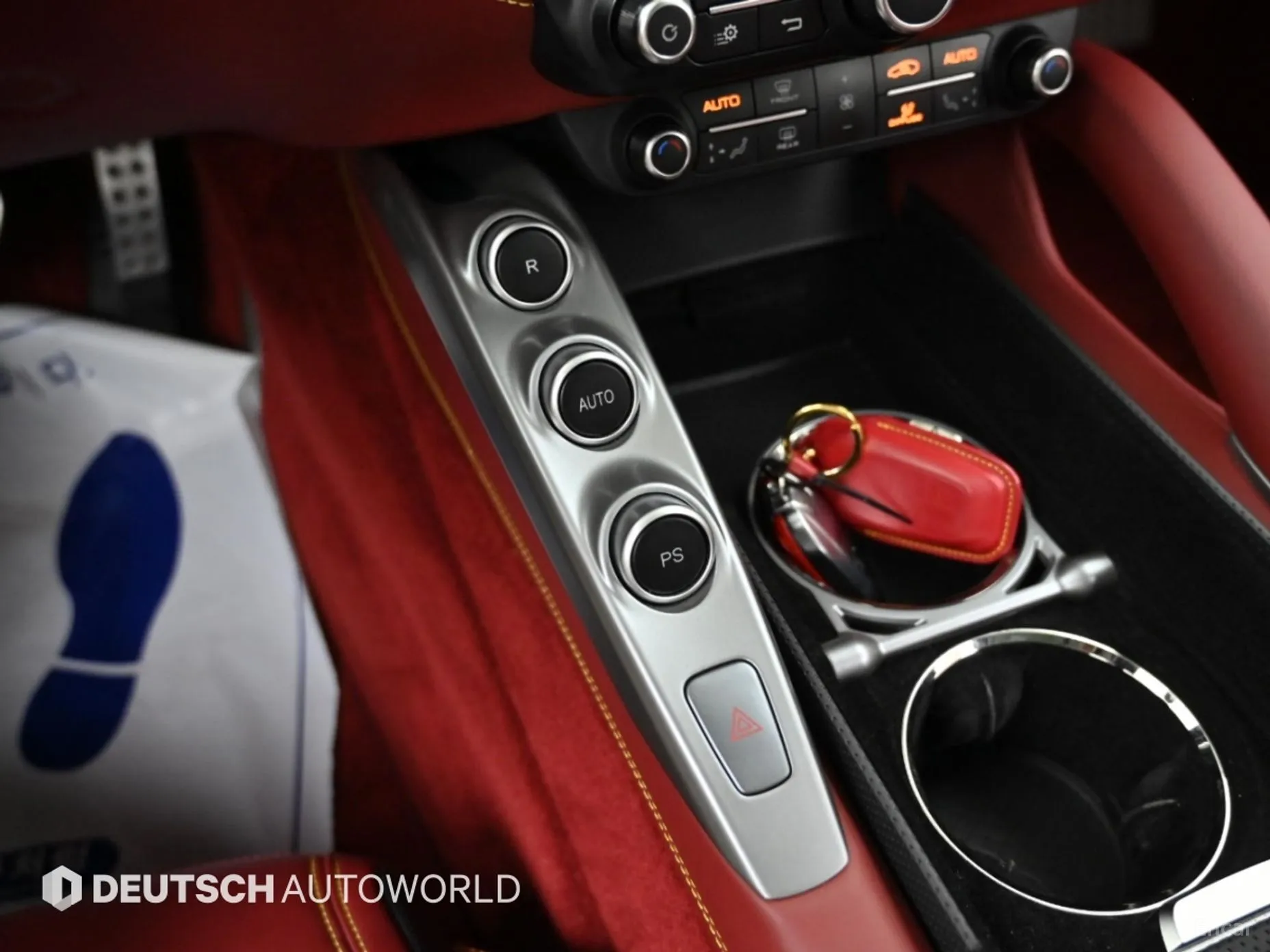 Ferrari GTC4 Rousseau превью 9