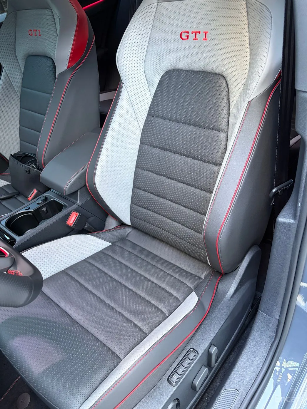 Volkswagen Golf 8th Generation превью 10