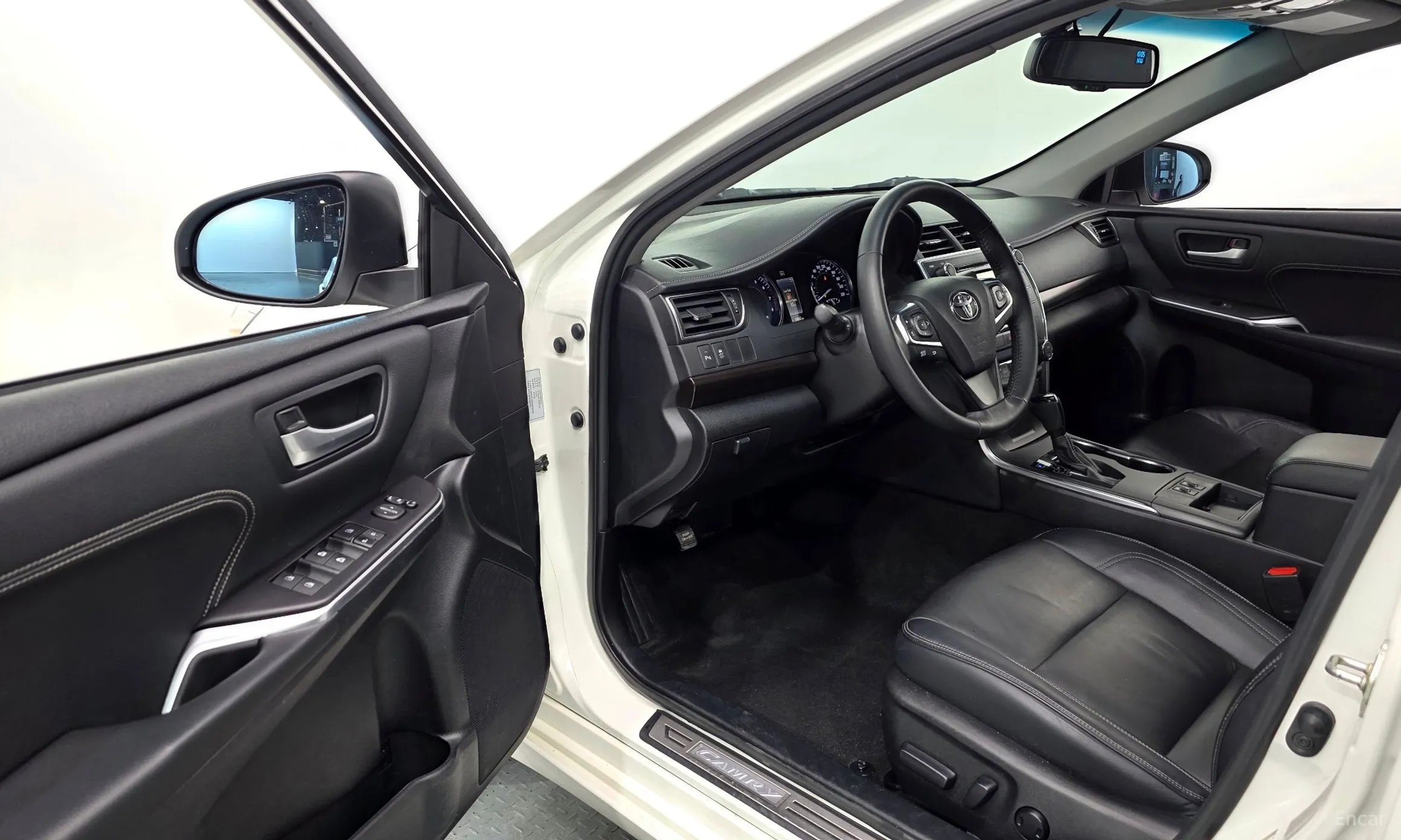 Toyota New Camry превью 11