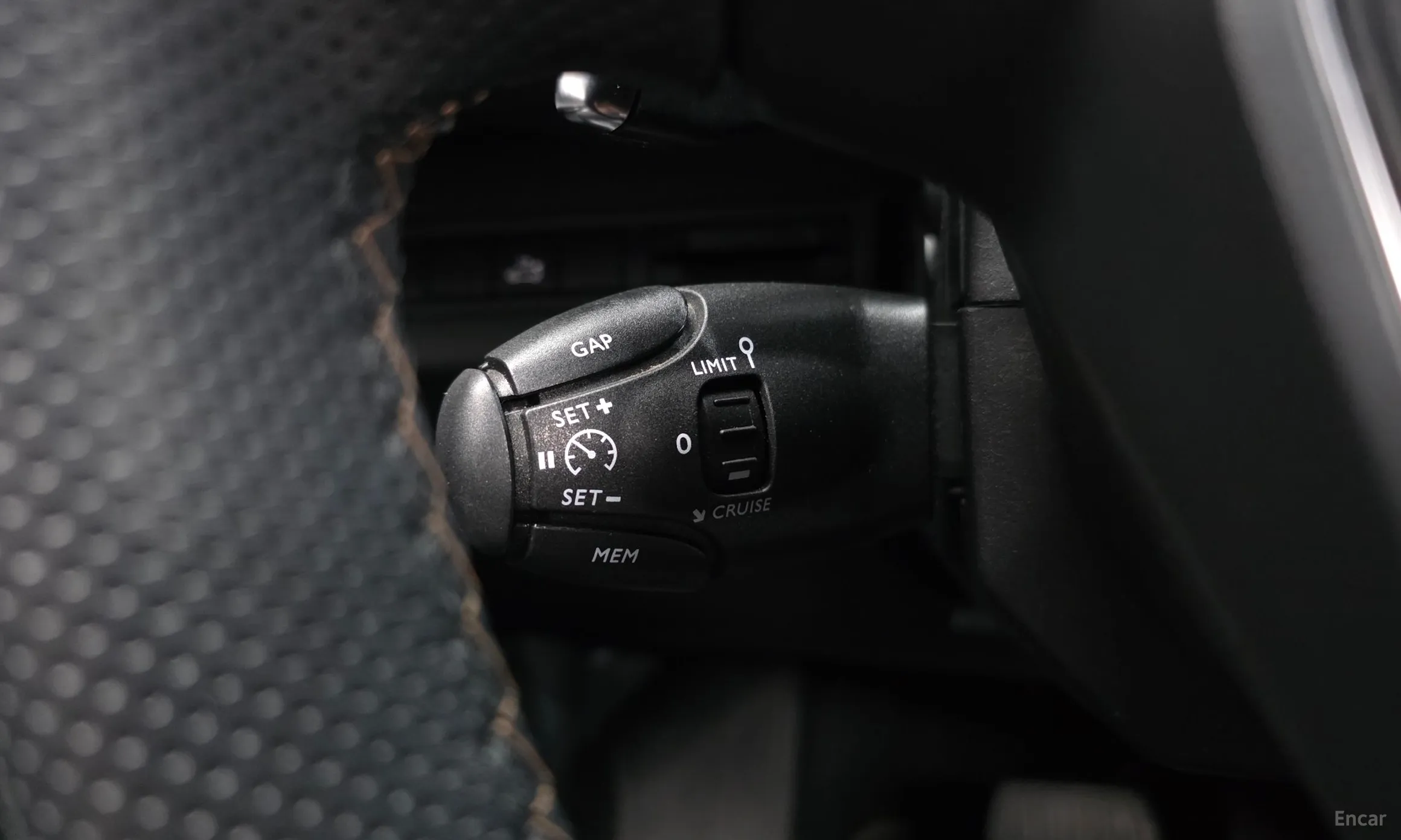 Peugeot 3008 2nd generation превью 19