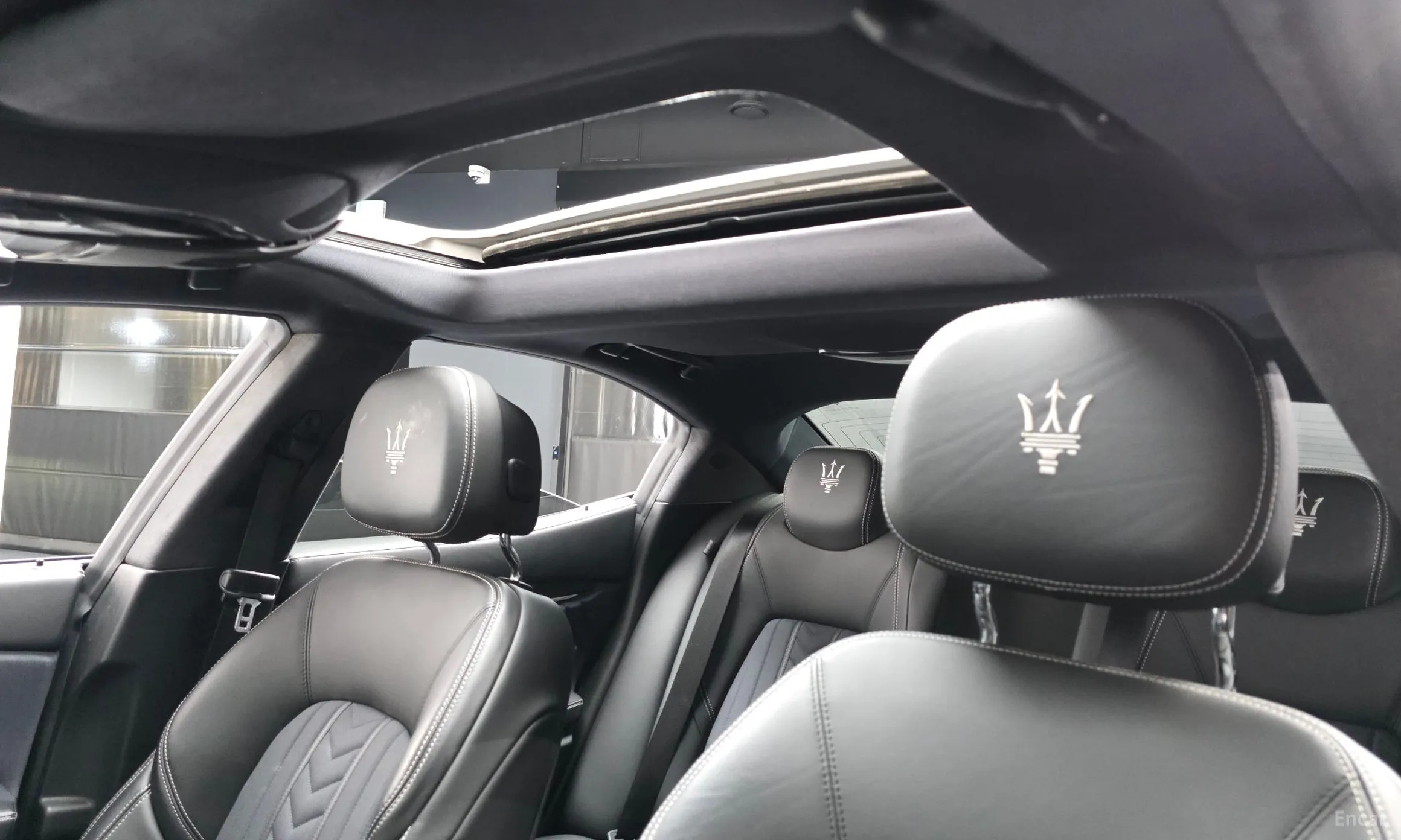 Maserati Ghibli превью 18