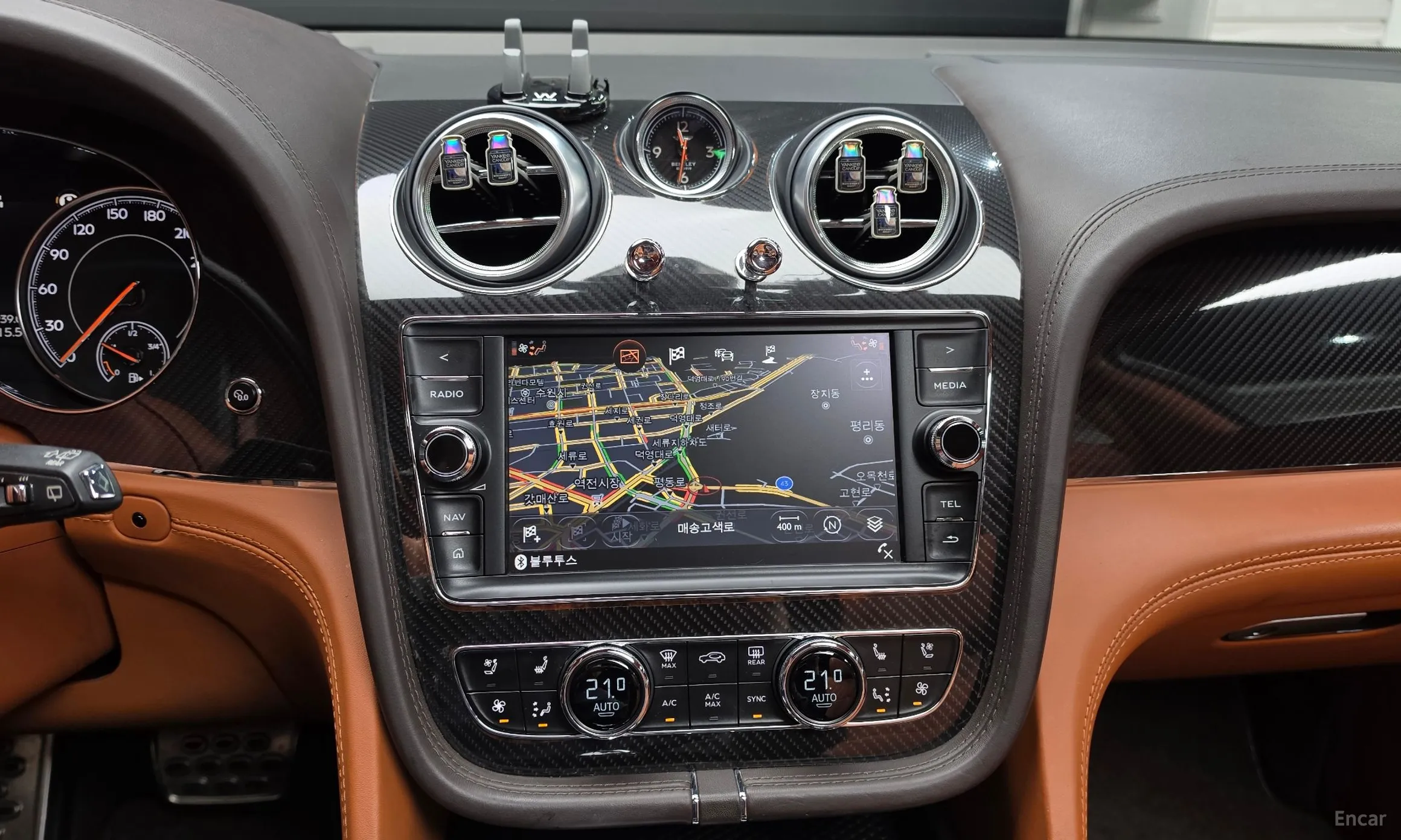 Bentley Bentayga превью 13