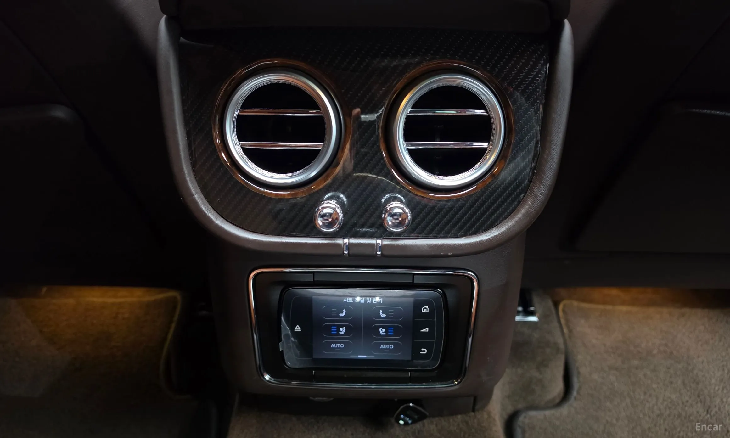 Bentley Bentayga превью 18