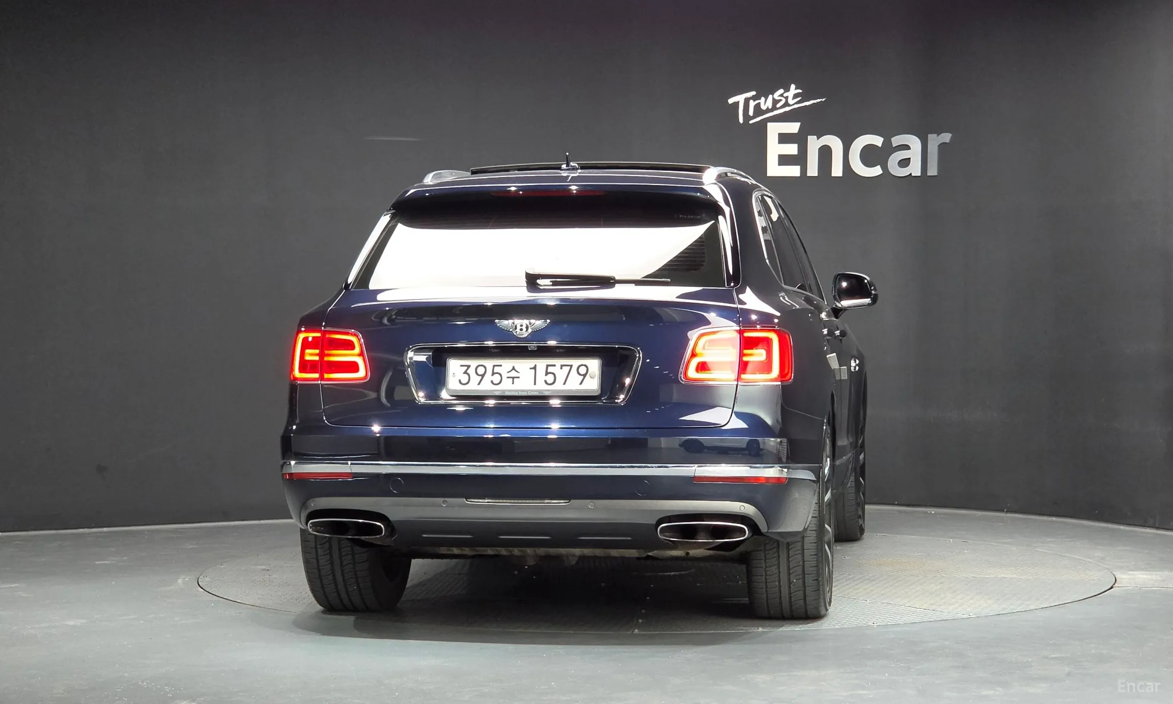 Bentley Bentayga превью 4