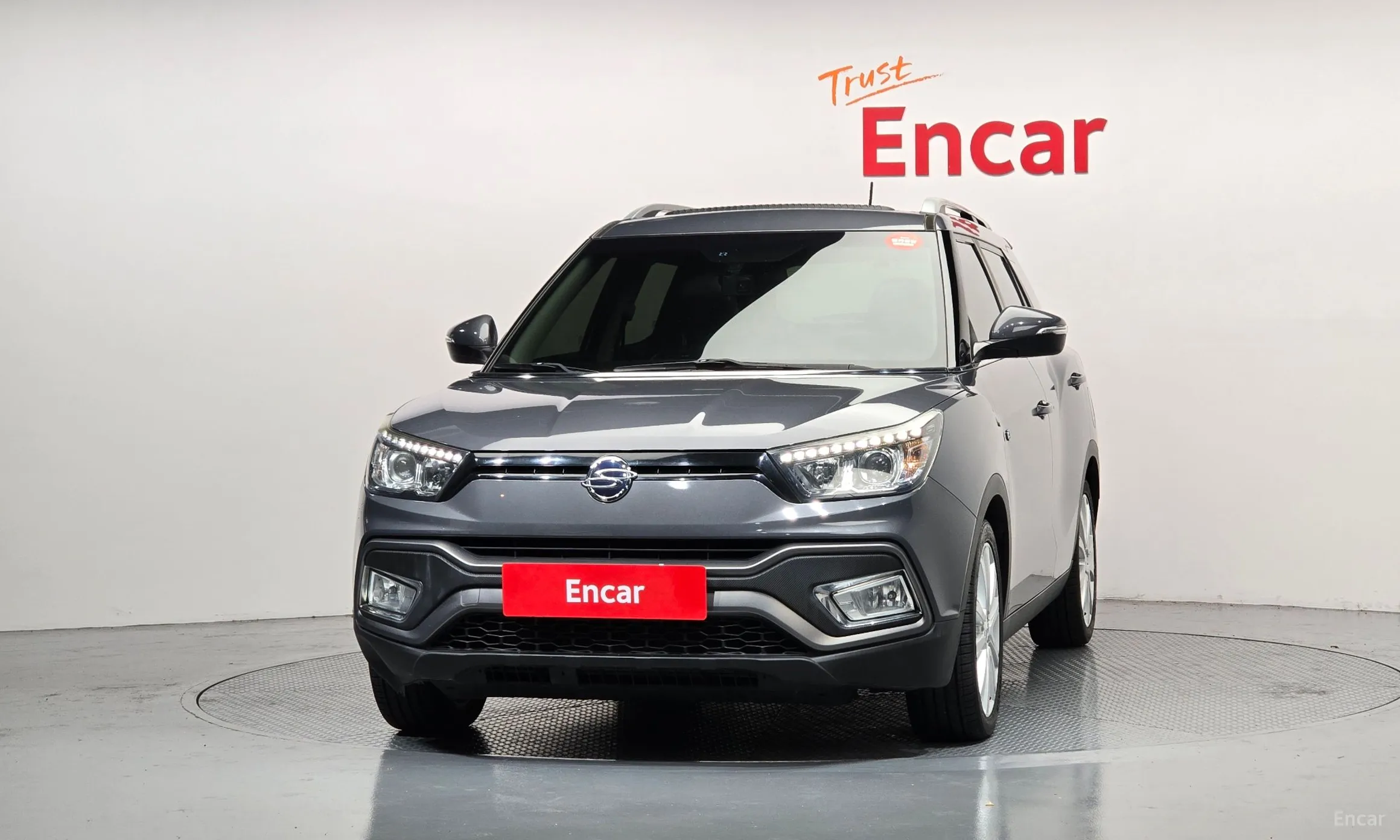 KG Mobility (SsangYong) Tivoli Air превью 3
