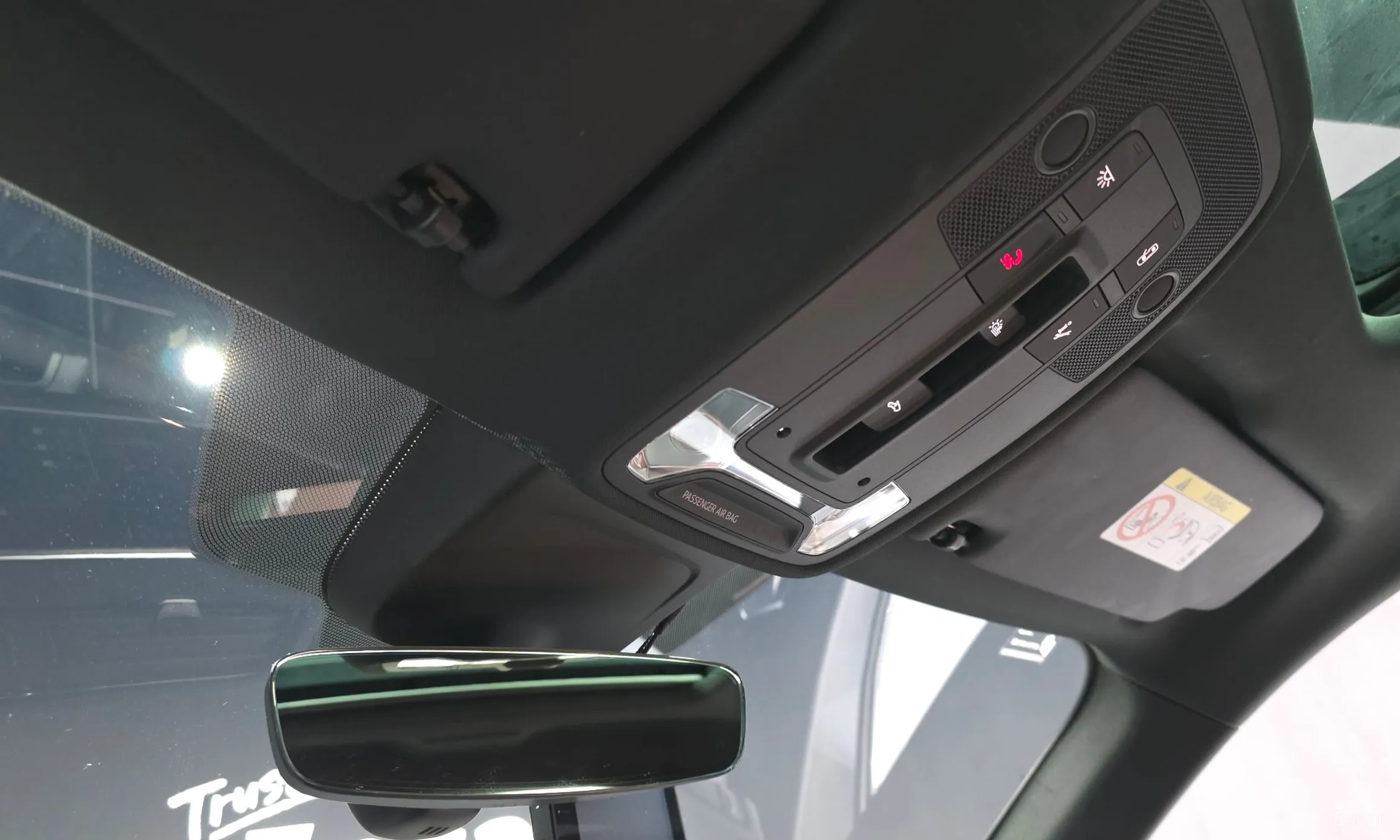 Audi Q3 (F3) превью 18