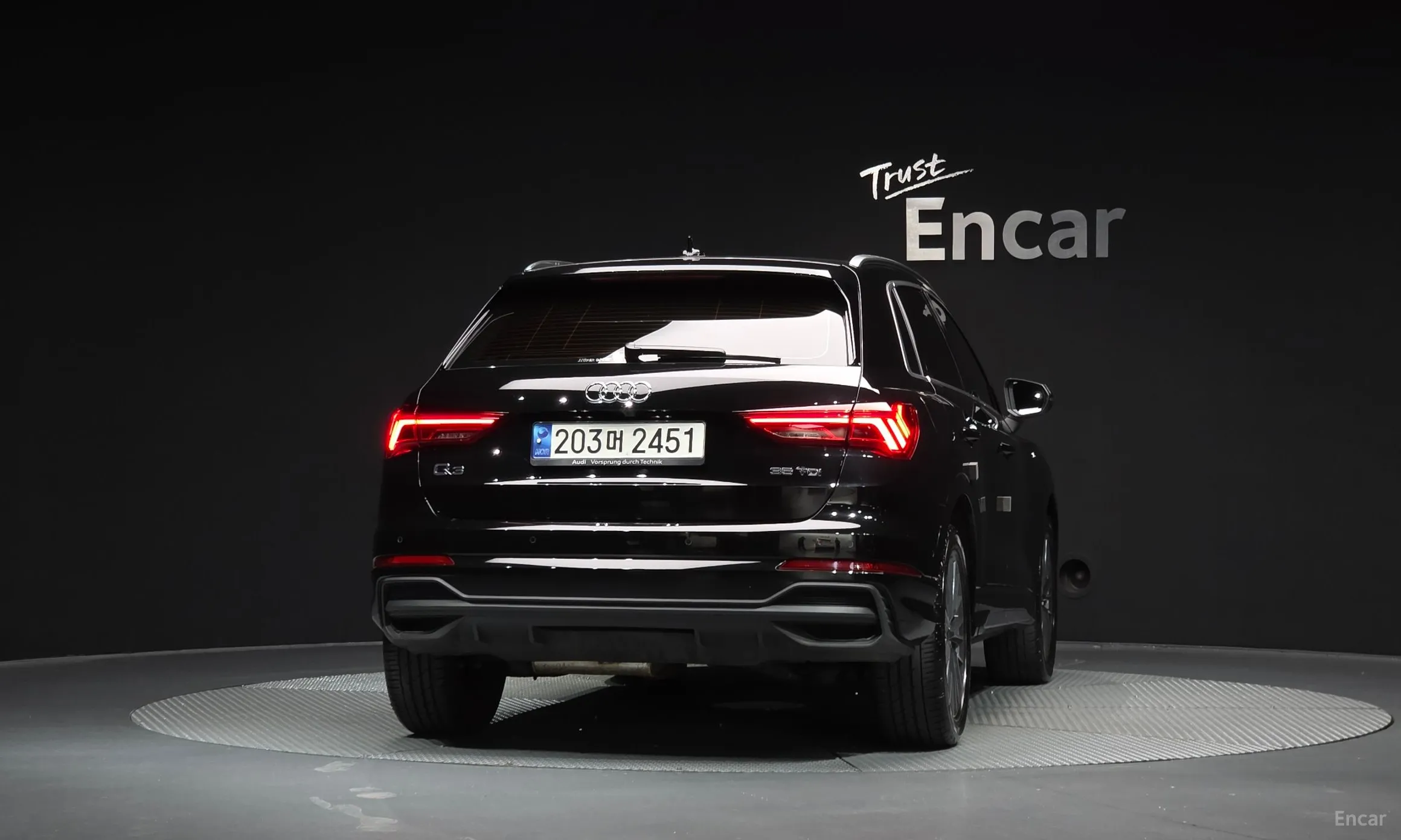 Audi Q3 (F3) превью 4