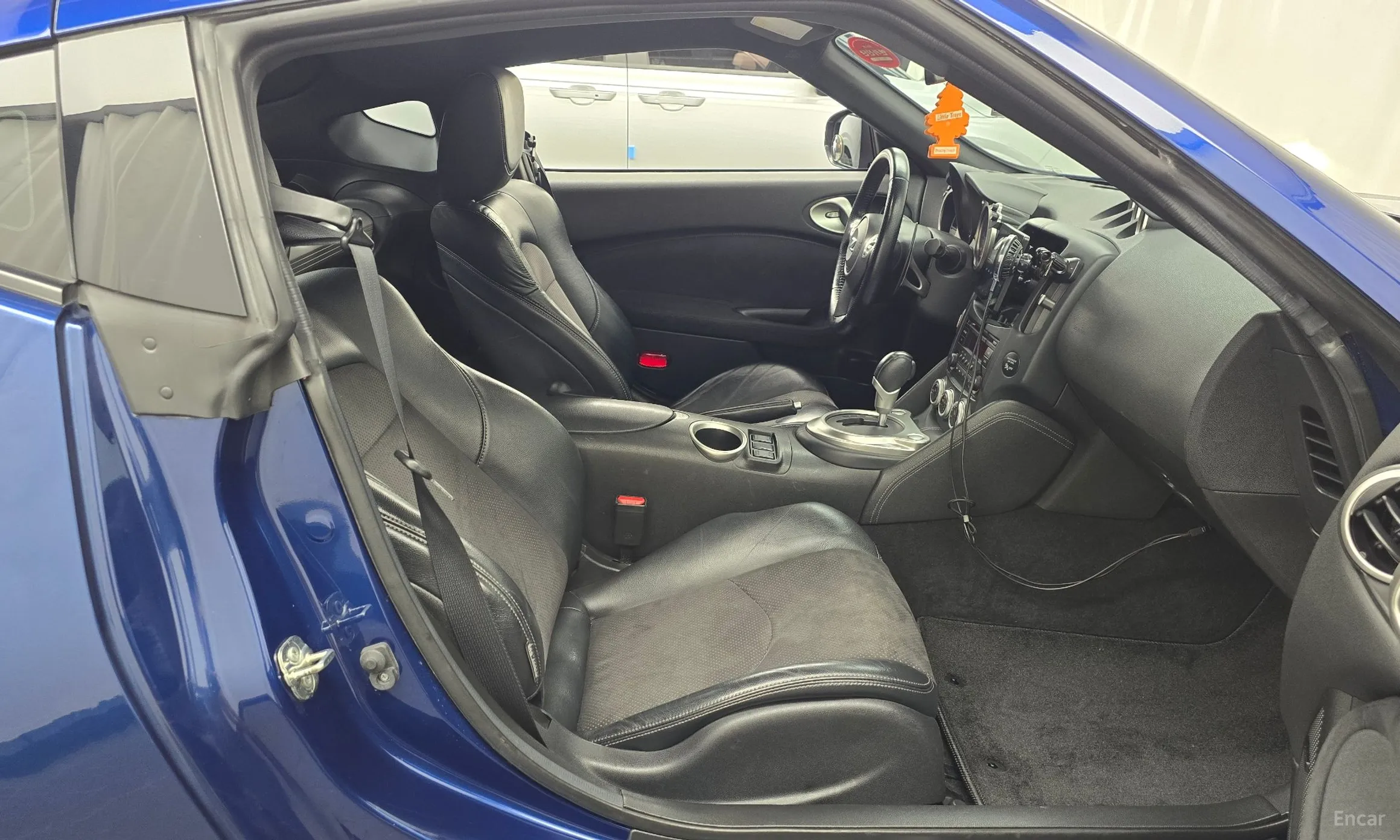 Nissan 370Z превью 11