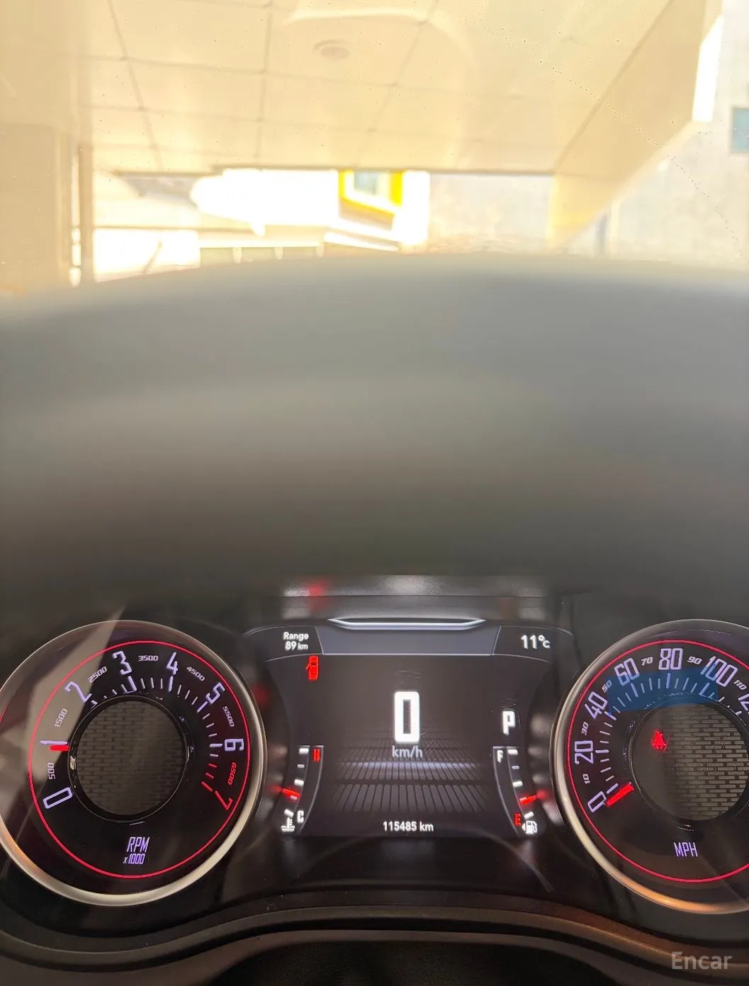 Dodge Challenger превью 7
