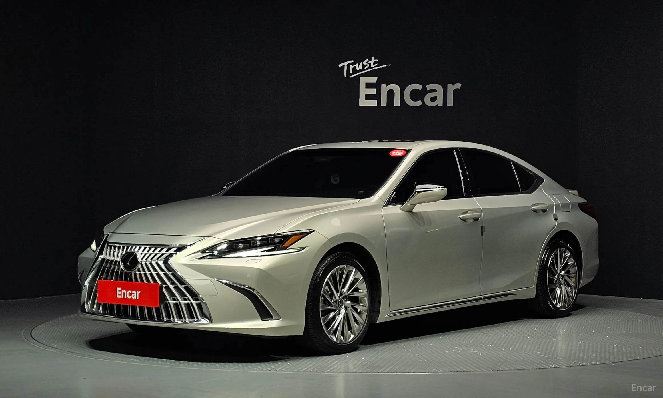 Lexus ES300h 7th Generation