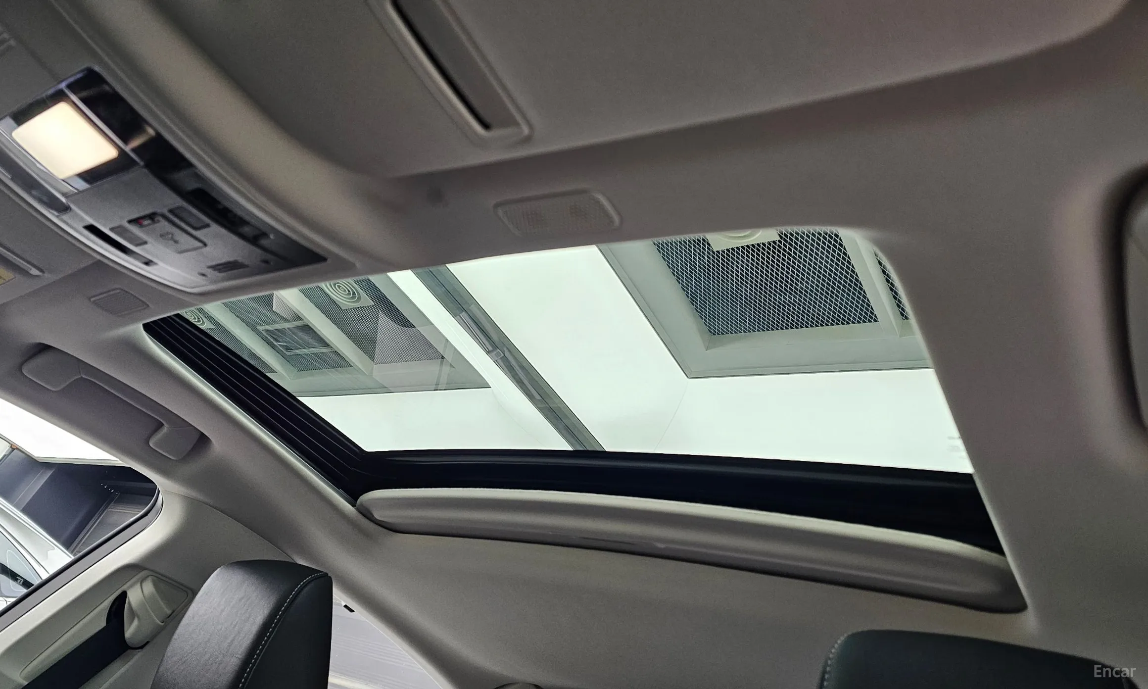 Lexus ES300h 7th Generation превью 16