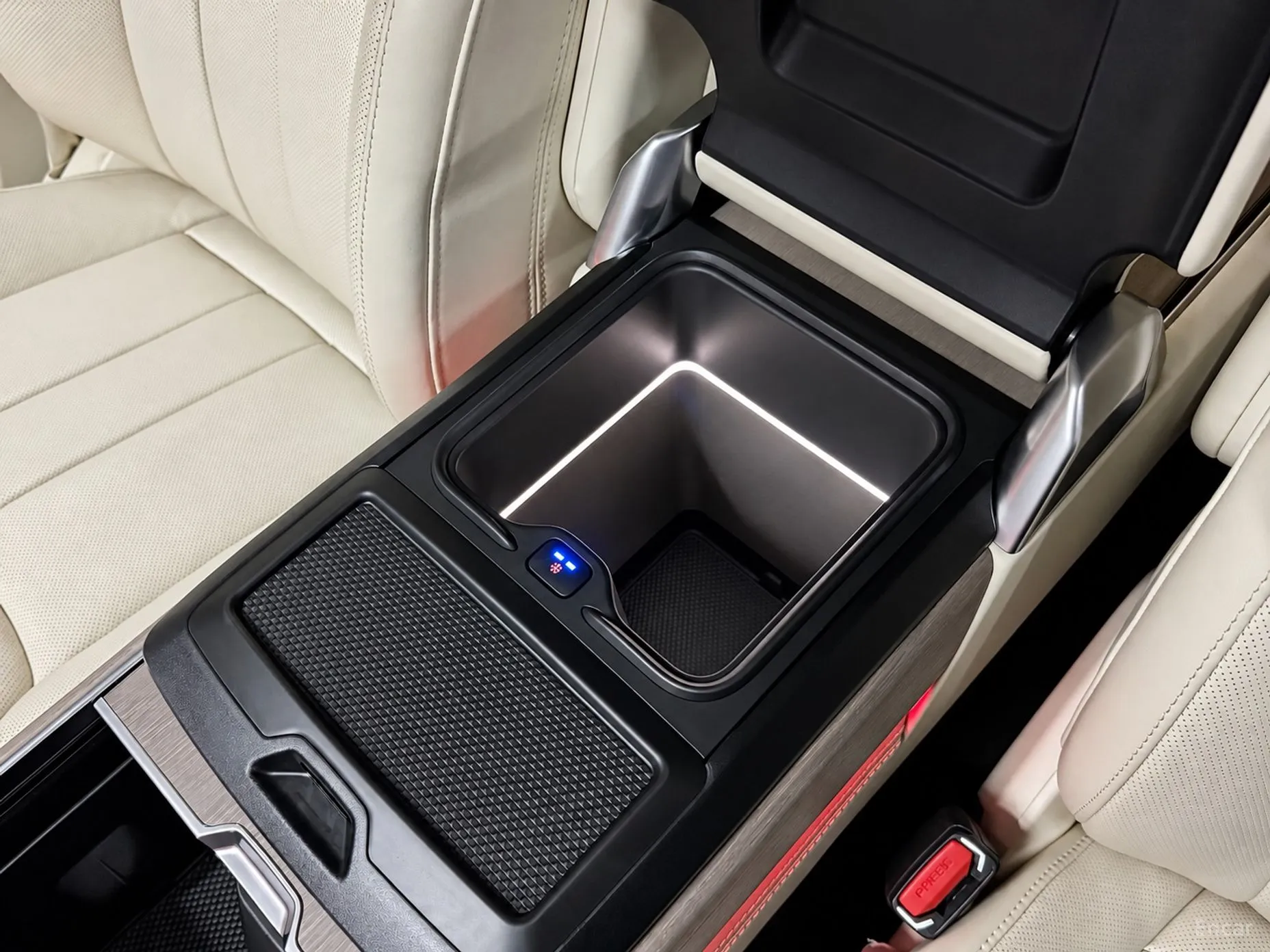 Land Rover Range Rover 5th Generation превью 16