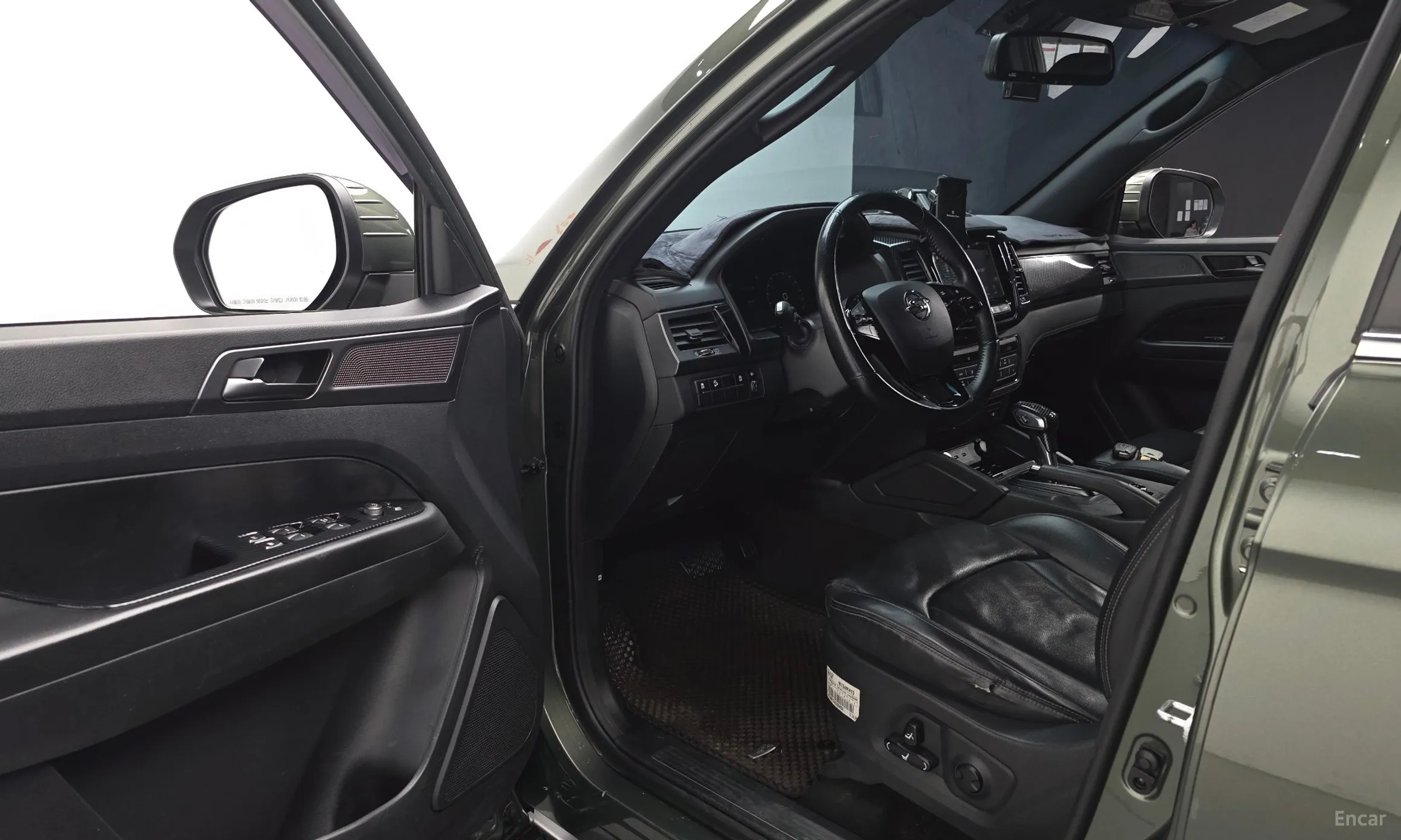 KG Mobility (SsangYong) Rexton Sports превью 10