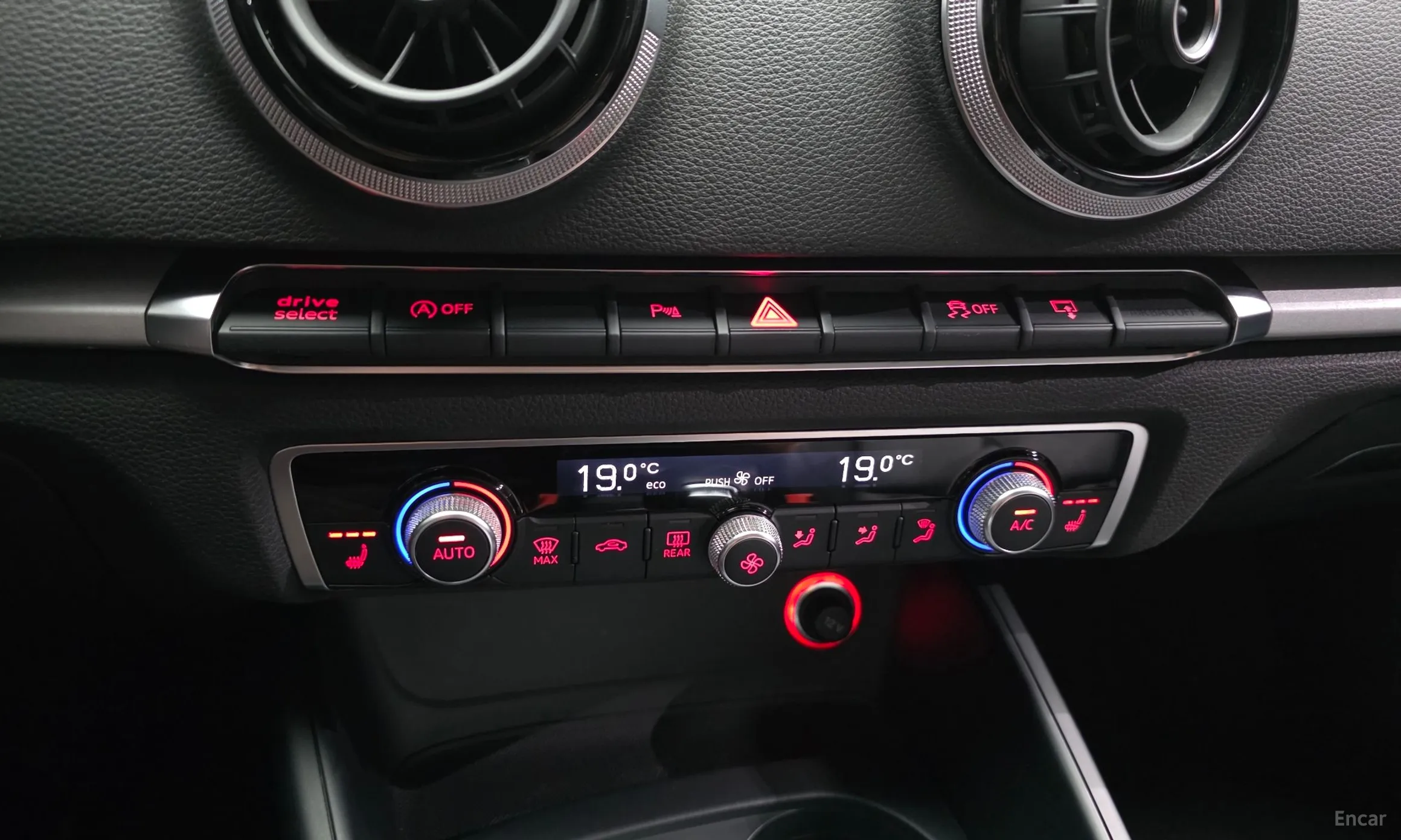Audi New A3 превью 18