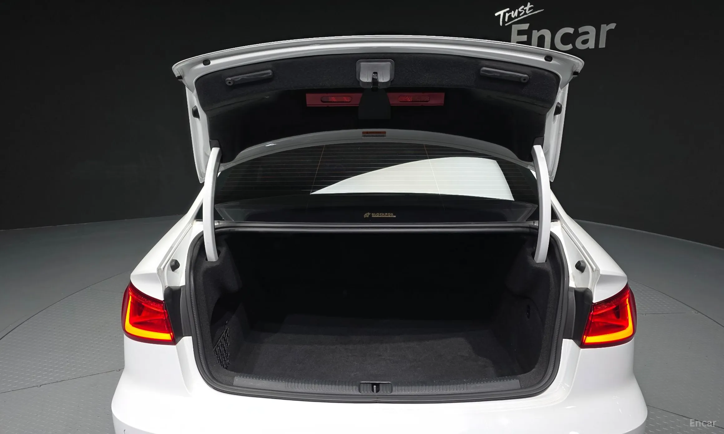 Audi New A3 превью 20