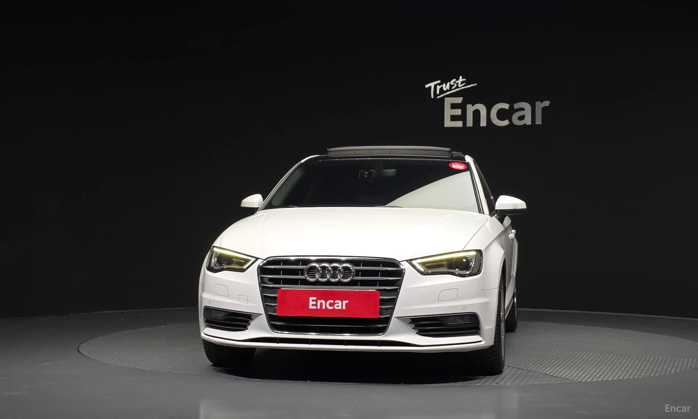 Audi New A3 превью 3