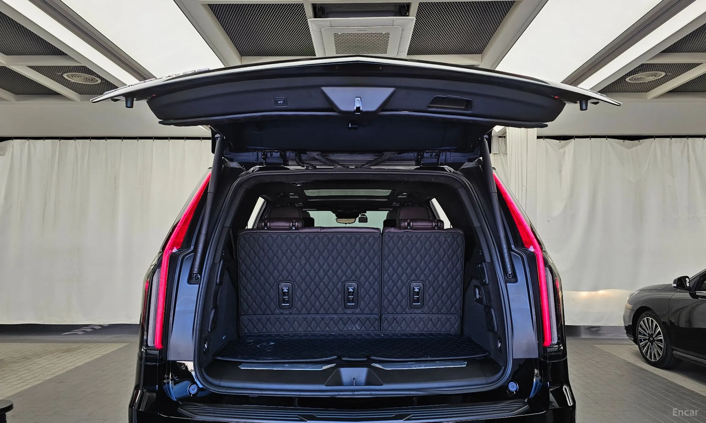 Cadillac Escalade 5th Generation превью 19