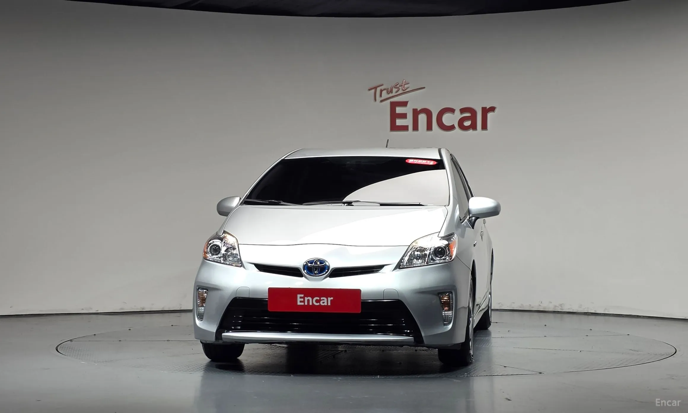 Toyota Toyota Prius превью 3