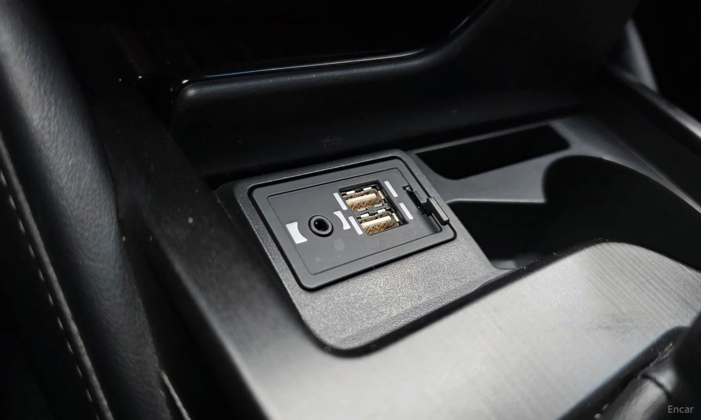 Lexus ES300h 7th Generation превью 14