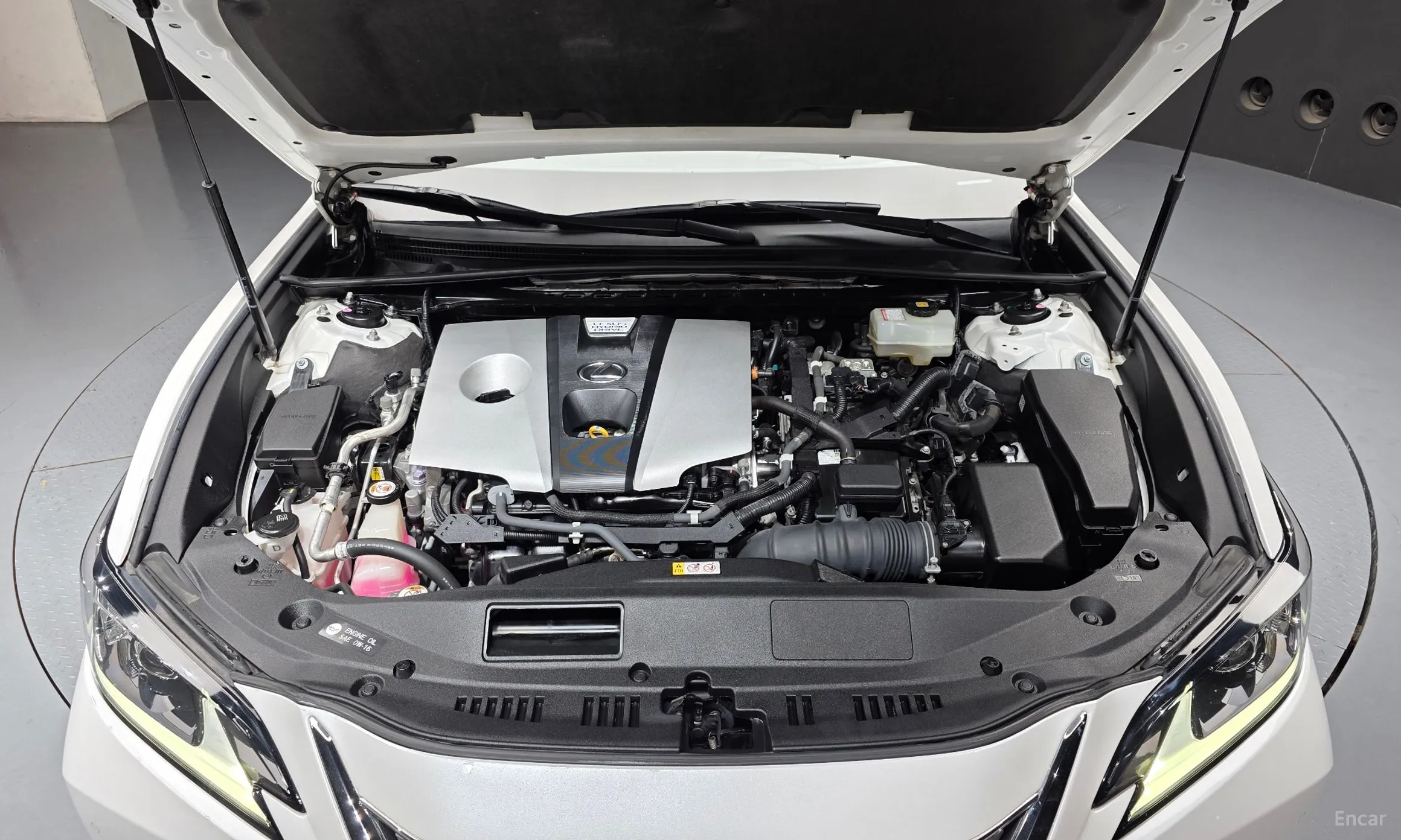 Lexus ES300h 7th Generation превью 6