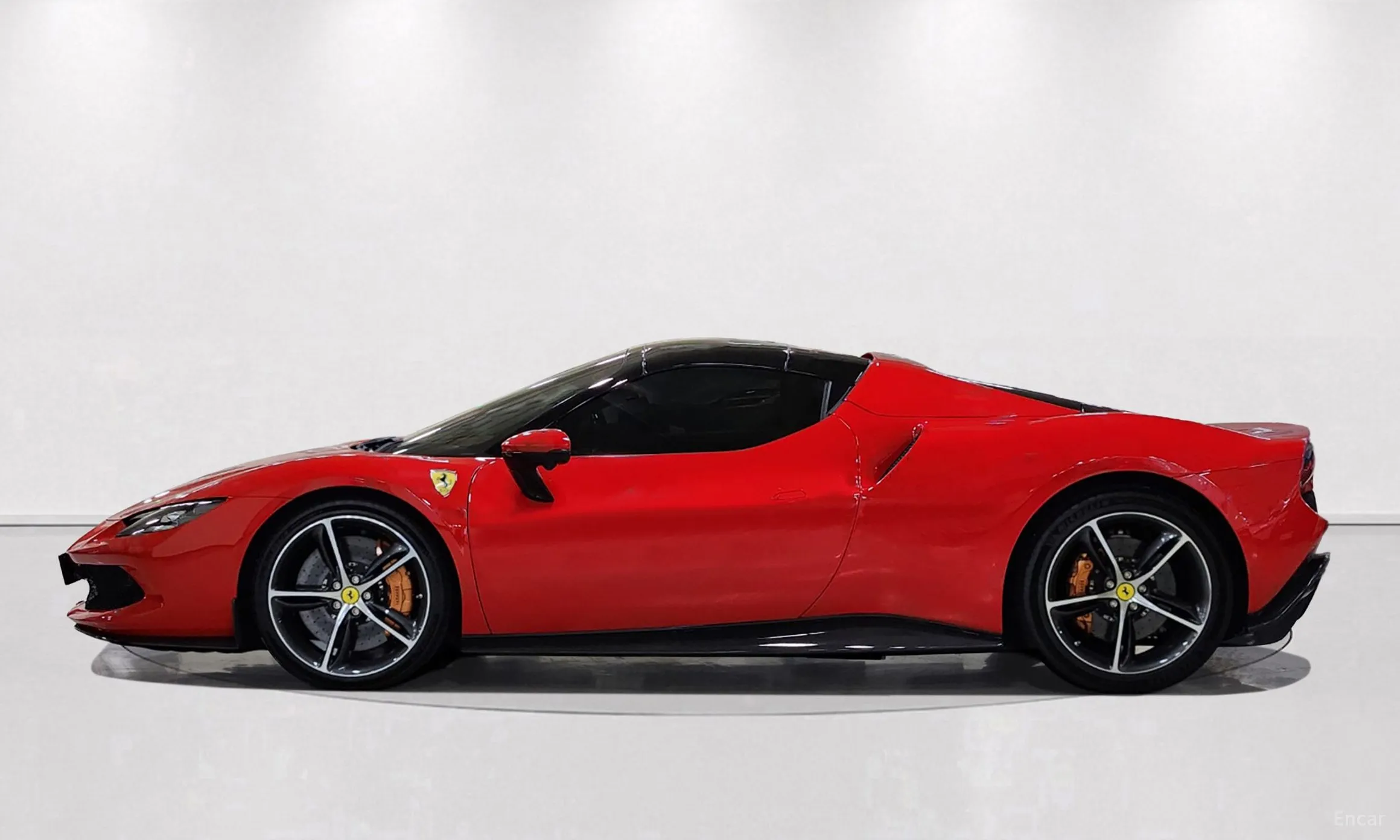 Ferrari 296 GTS превью 10