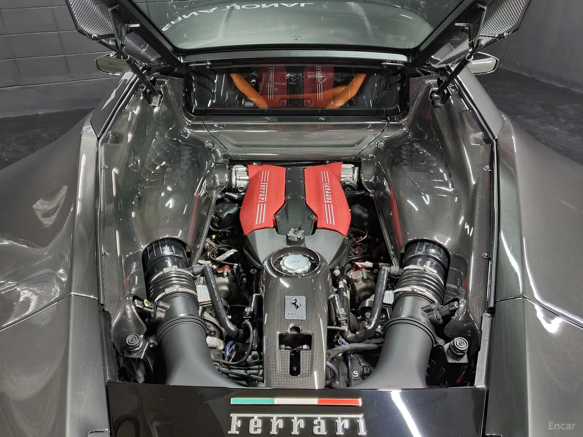 Ferrari 488 GTB превью 13